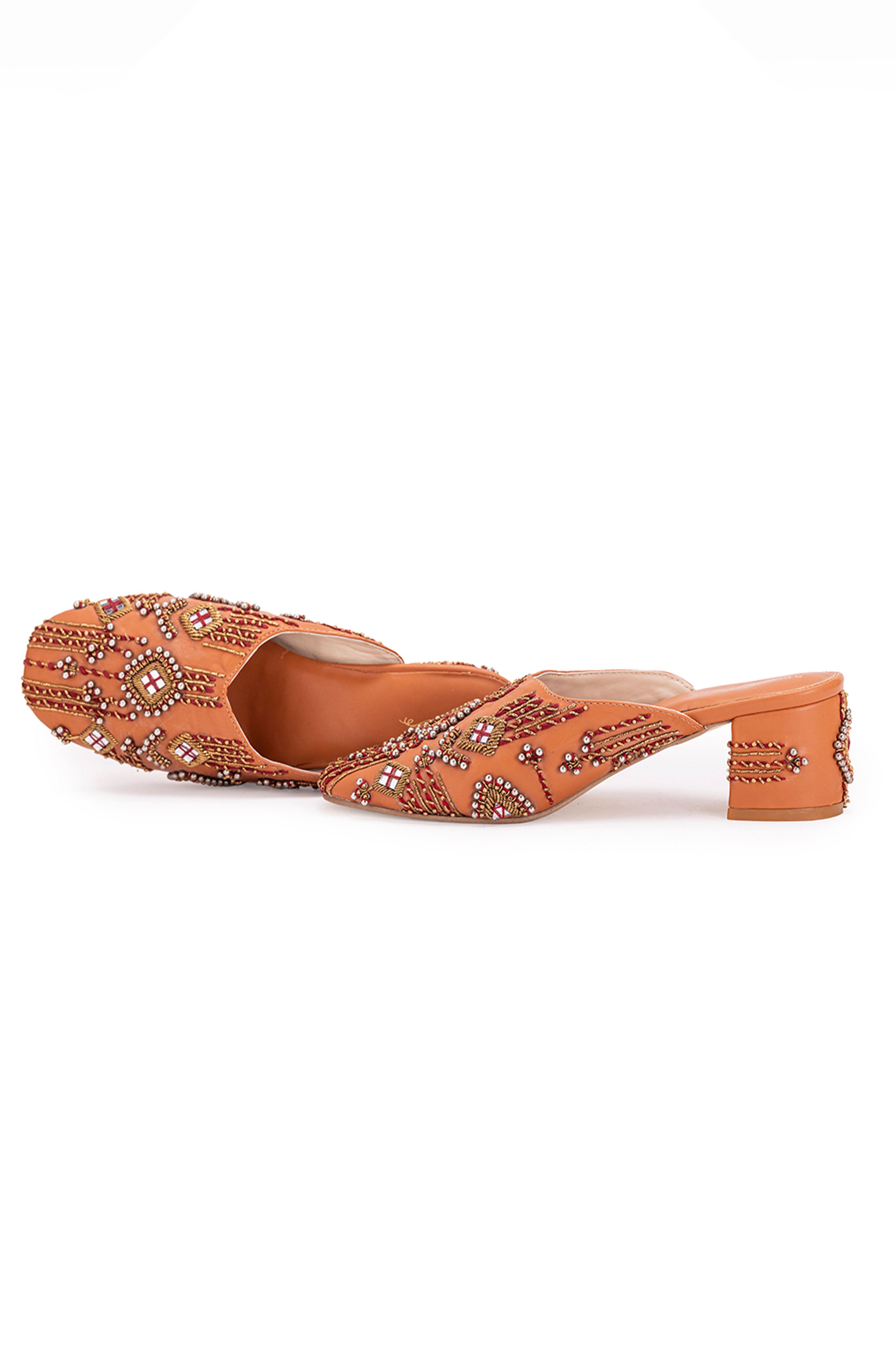 Akira (Mule Heel)