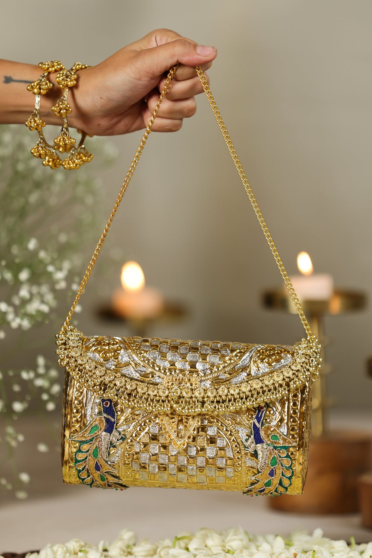 Mayurika Sling image 1