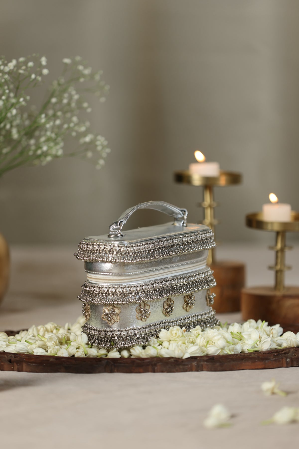Nivara Silver Clutch image 2