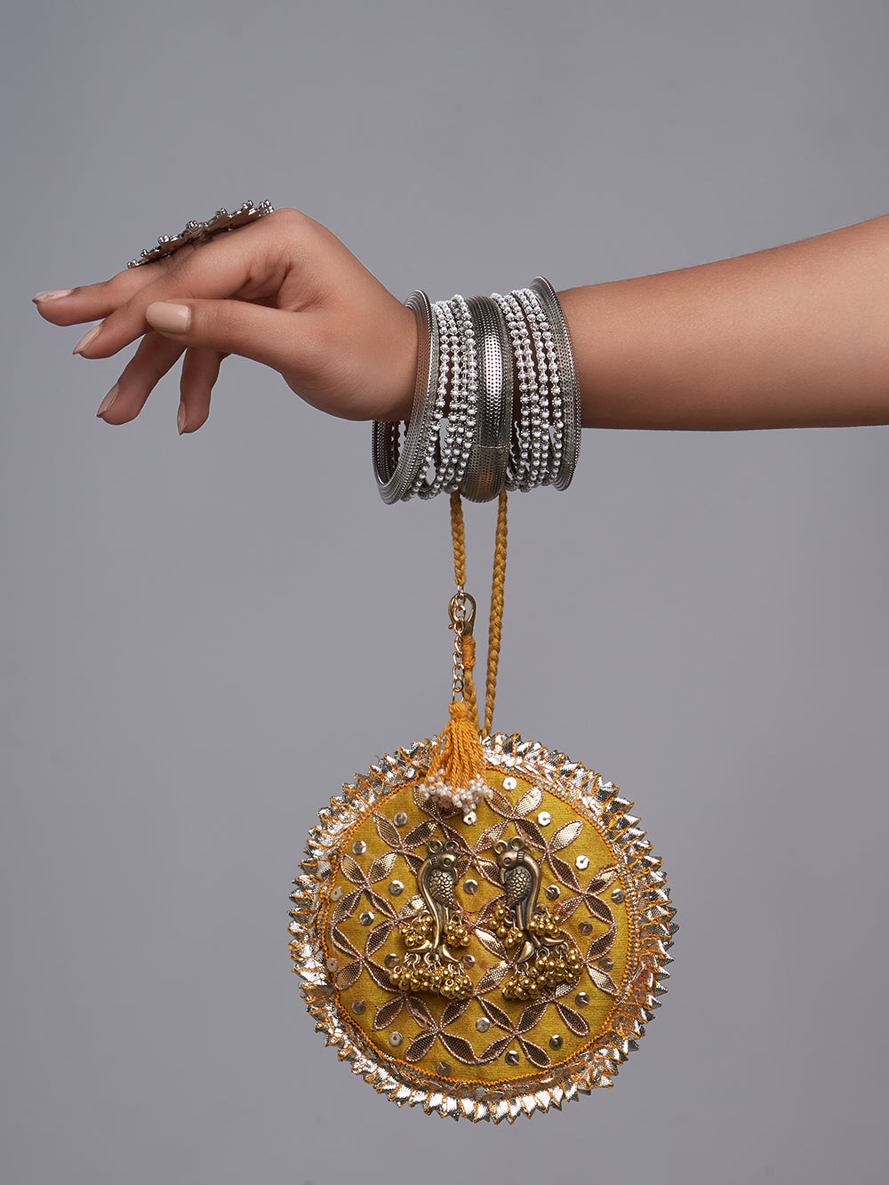 Icarus Lumba Rakhi