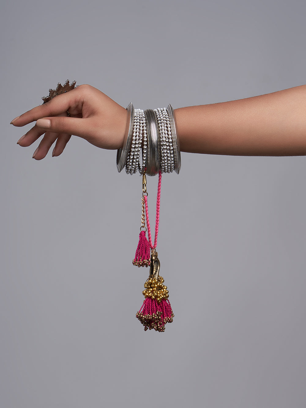 Hermes Lumba Rakhi