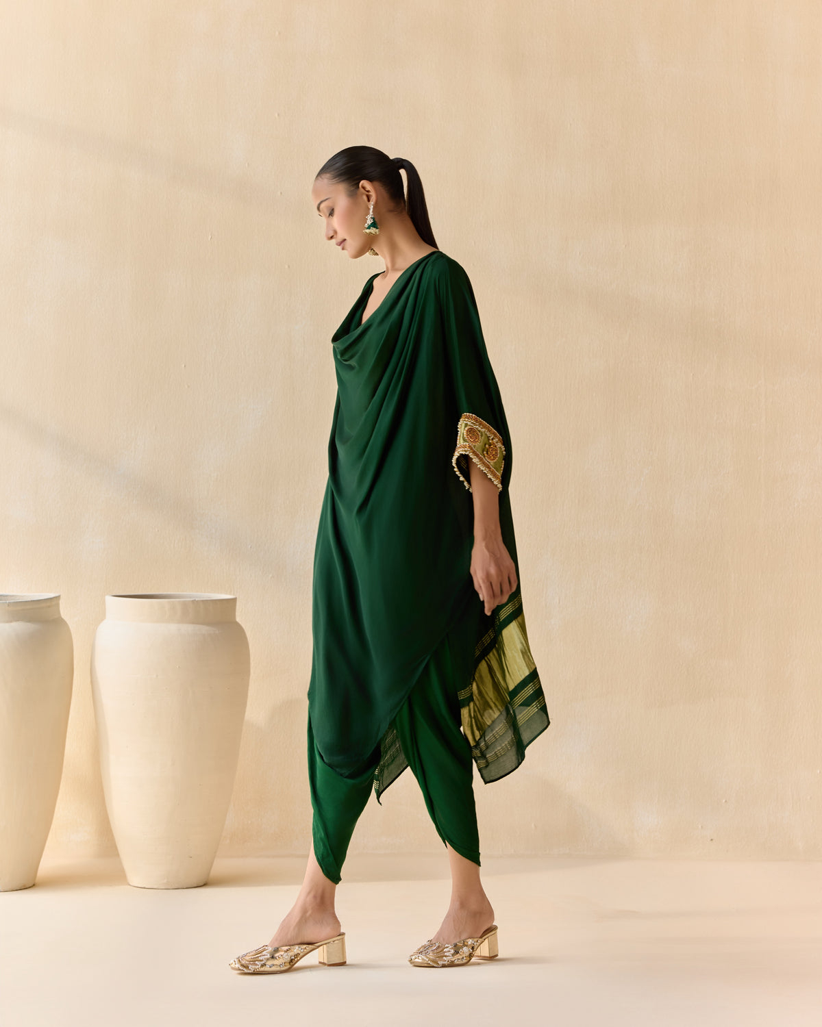 haritara kaftan set - side view