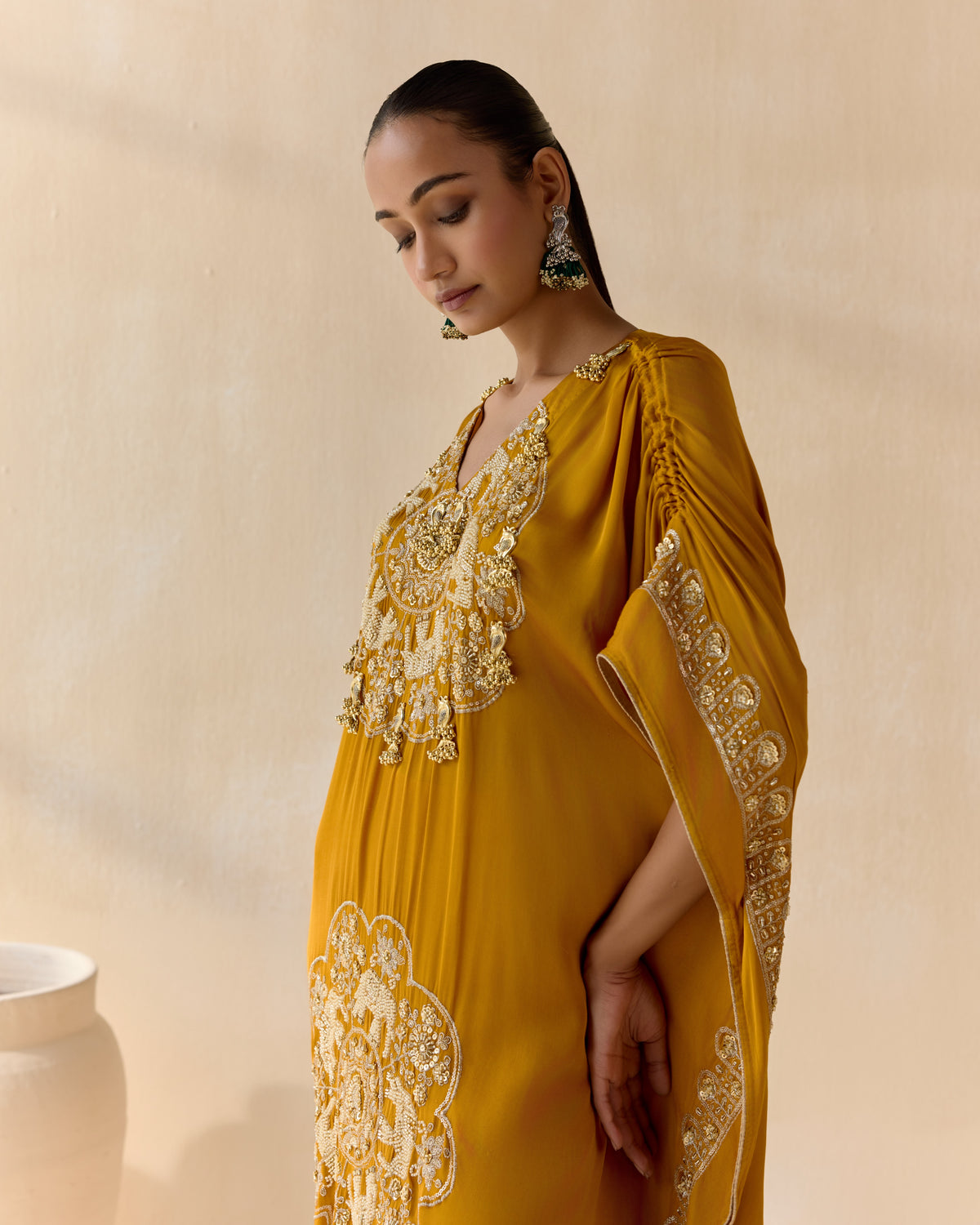 kanakprabha kaftan set - detail view 6