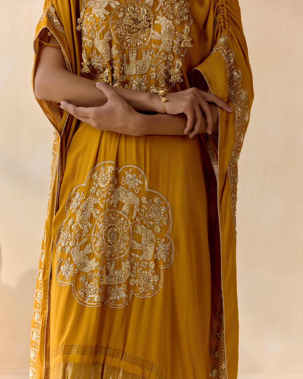 kanakprabha kaftan set - detail view 7