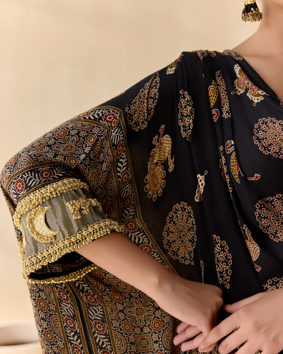 kashmira kaftan set - detail view 5