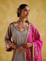 Aavya Silver (Kurta Set)