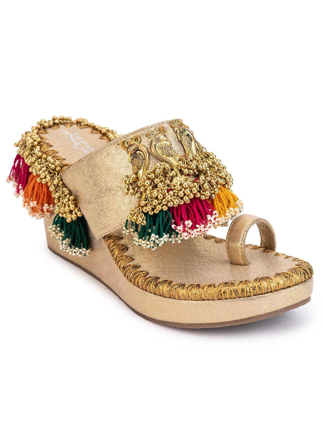 Myra (Wedge)