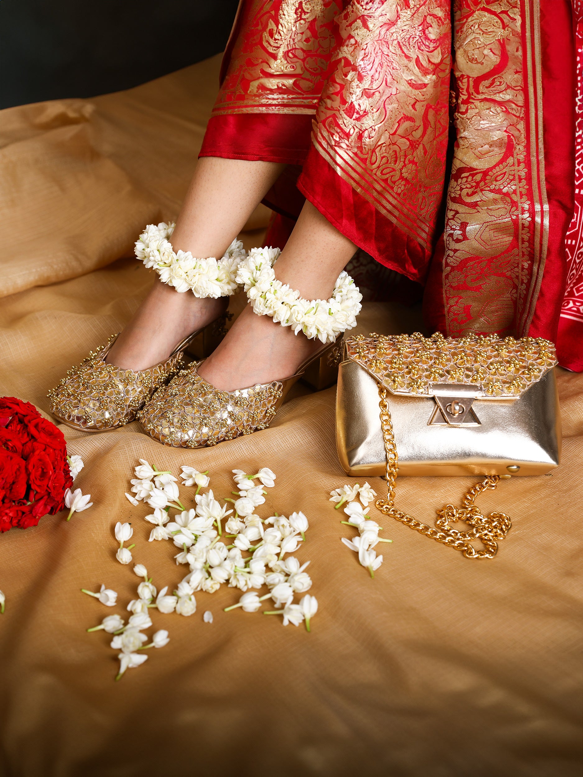 Aamya (Bag)