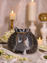 Leander Grey (Potli)