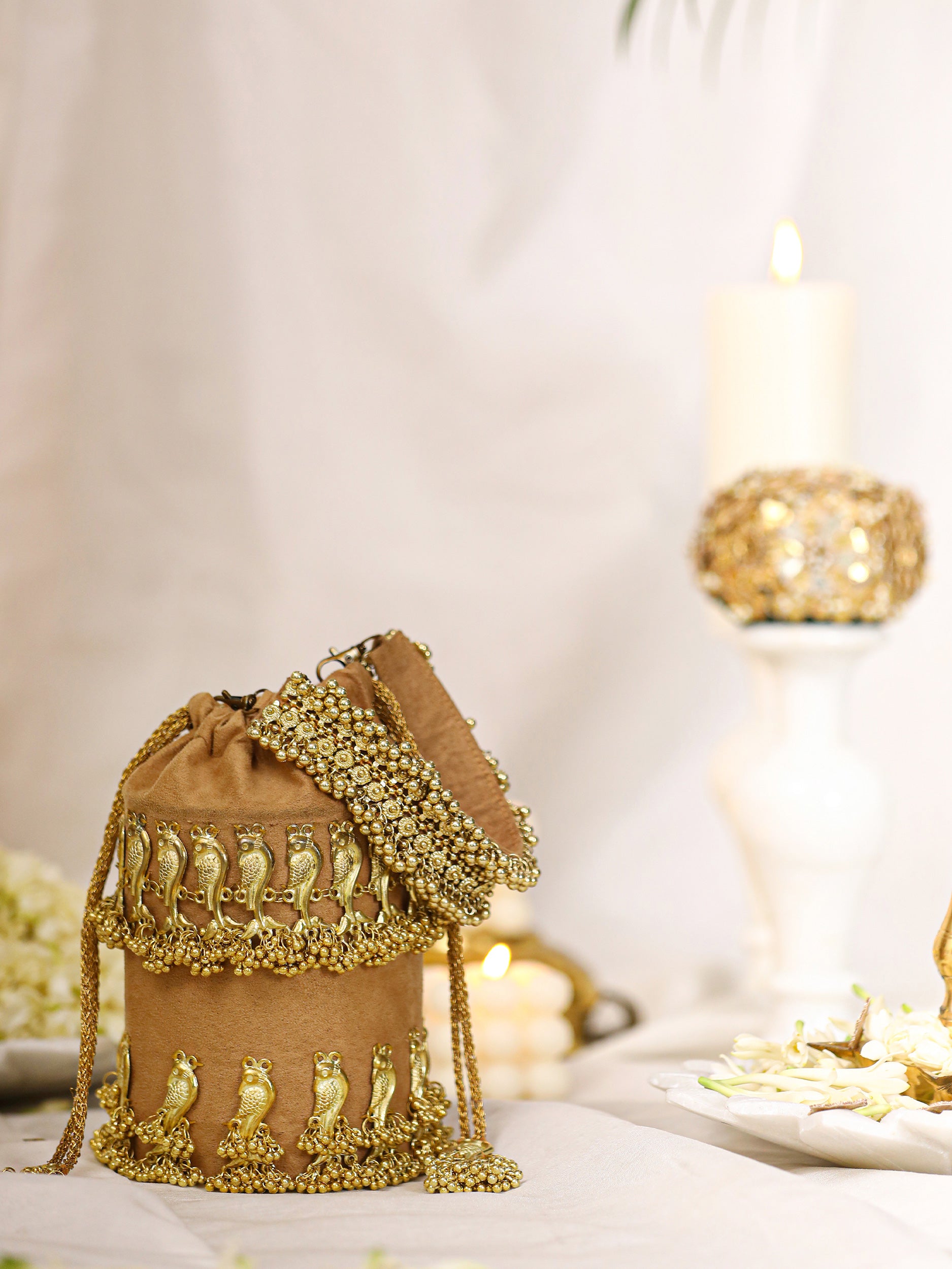 Yashvi (Potli)