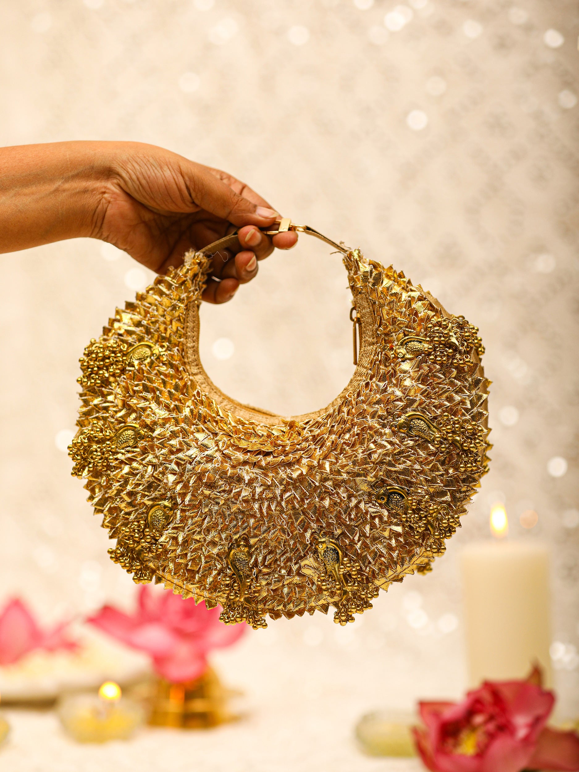 Ishani Gold (Bag)