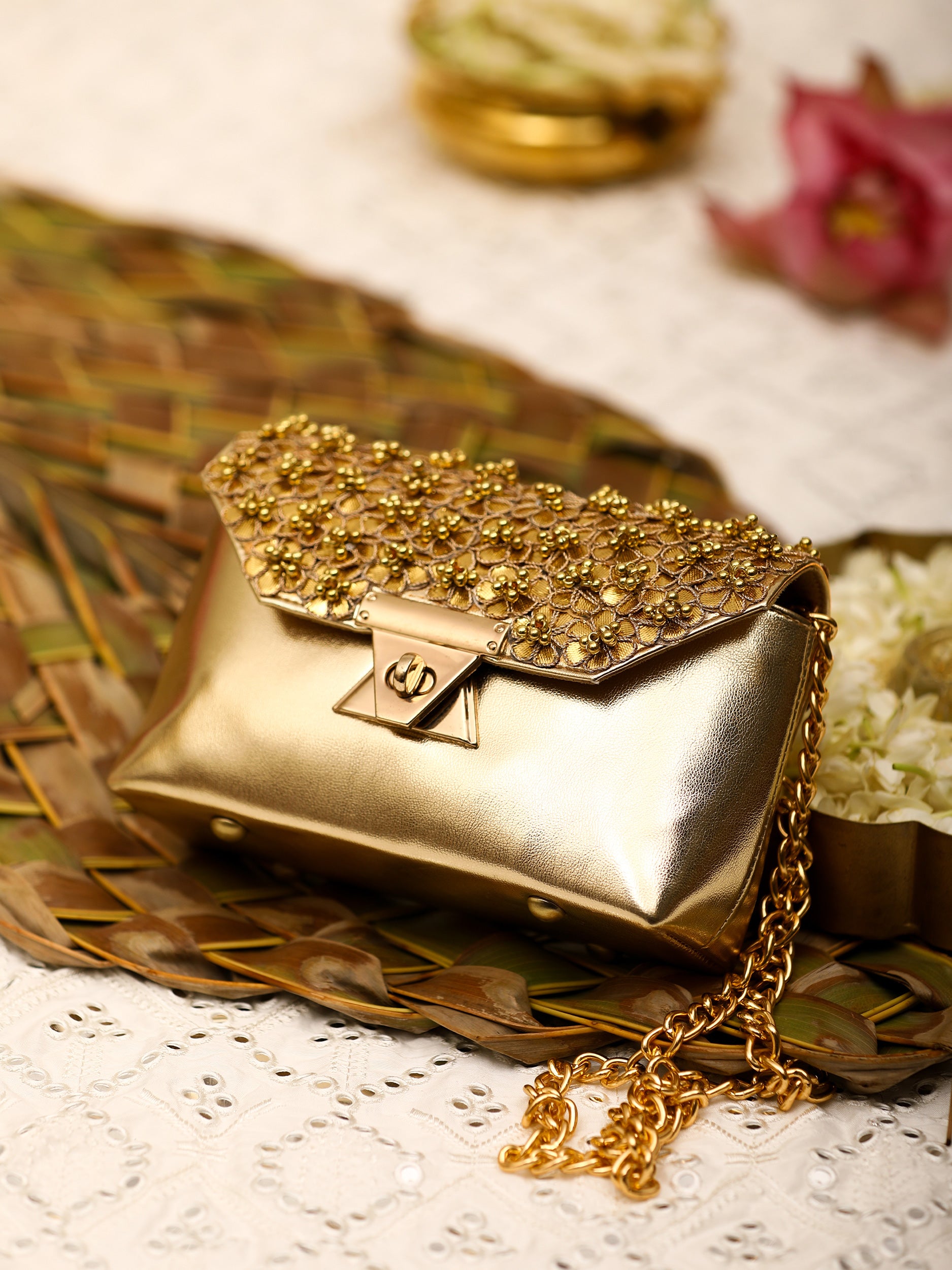 Aamya (Bag)