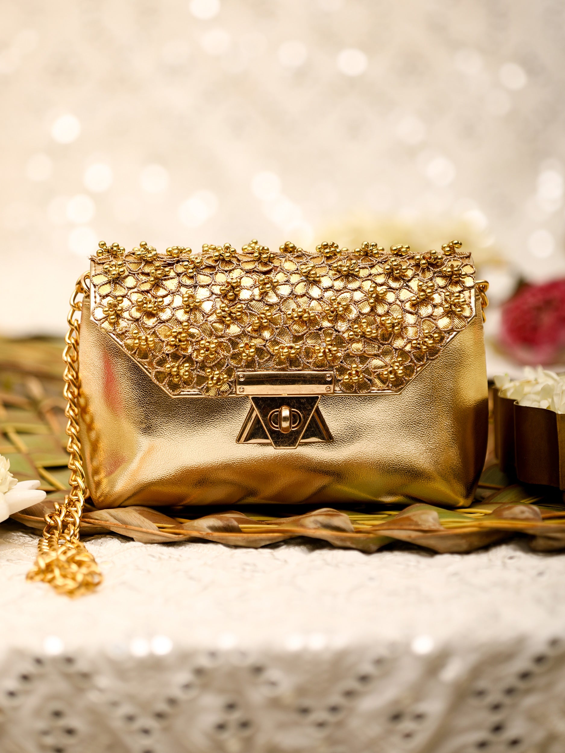 Aamya (Bag)