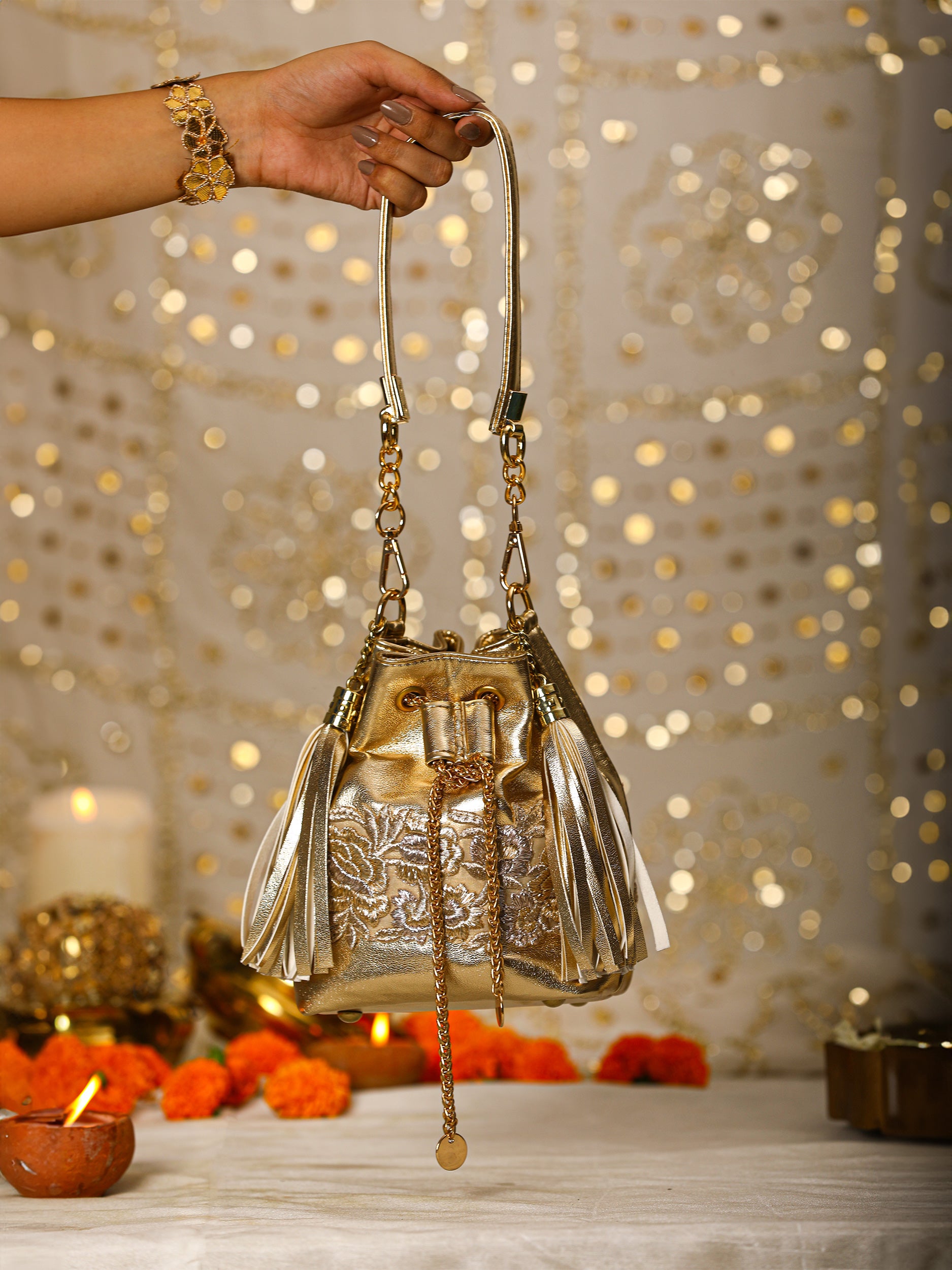 Nalin (Potli)