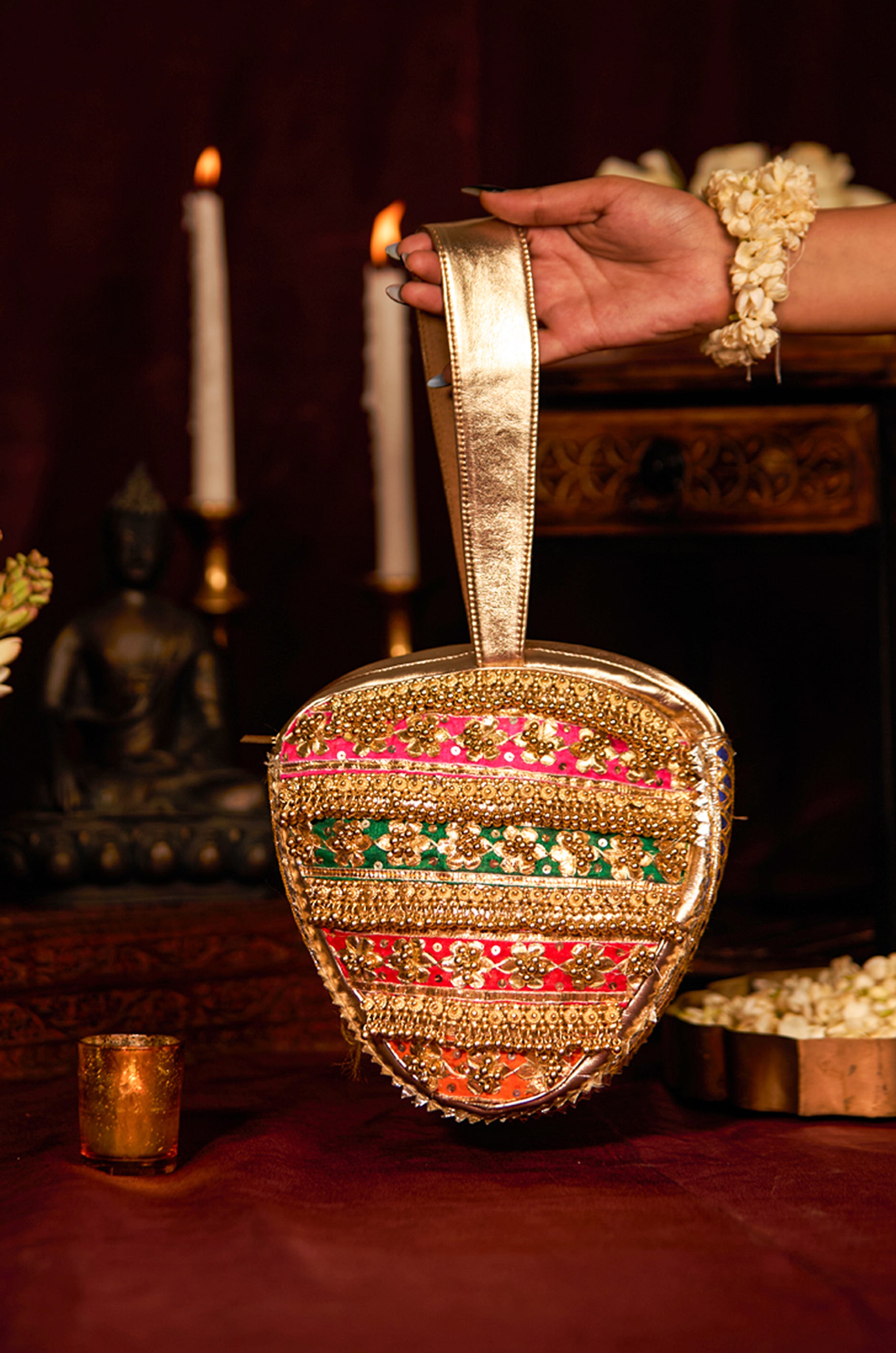 Dityaa (Potli)
