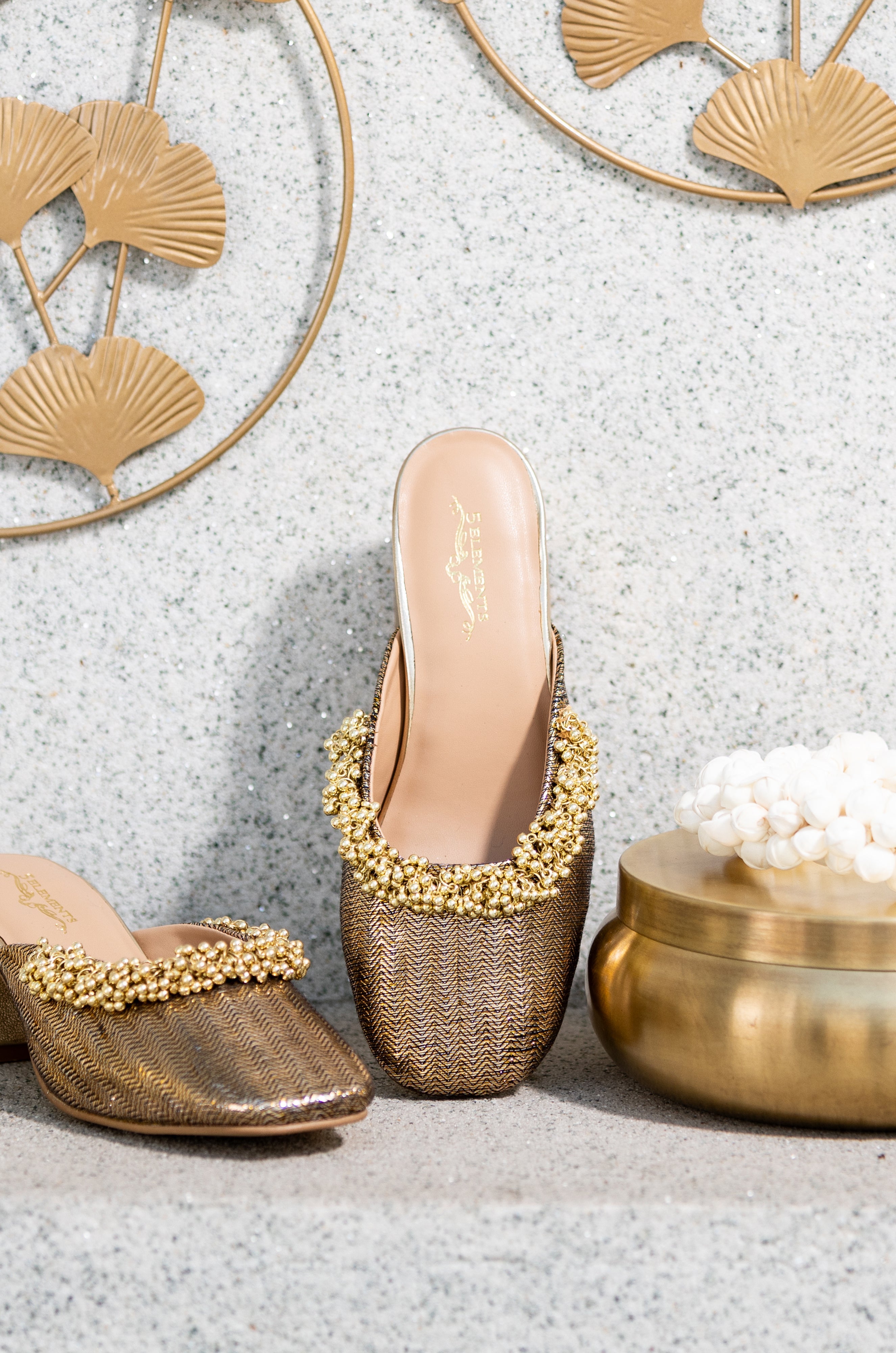 Arohi (Mule Heel)