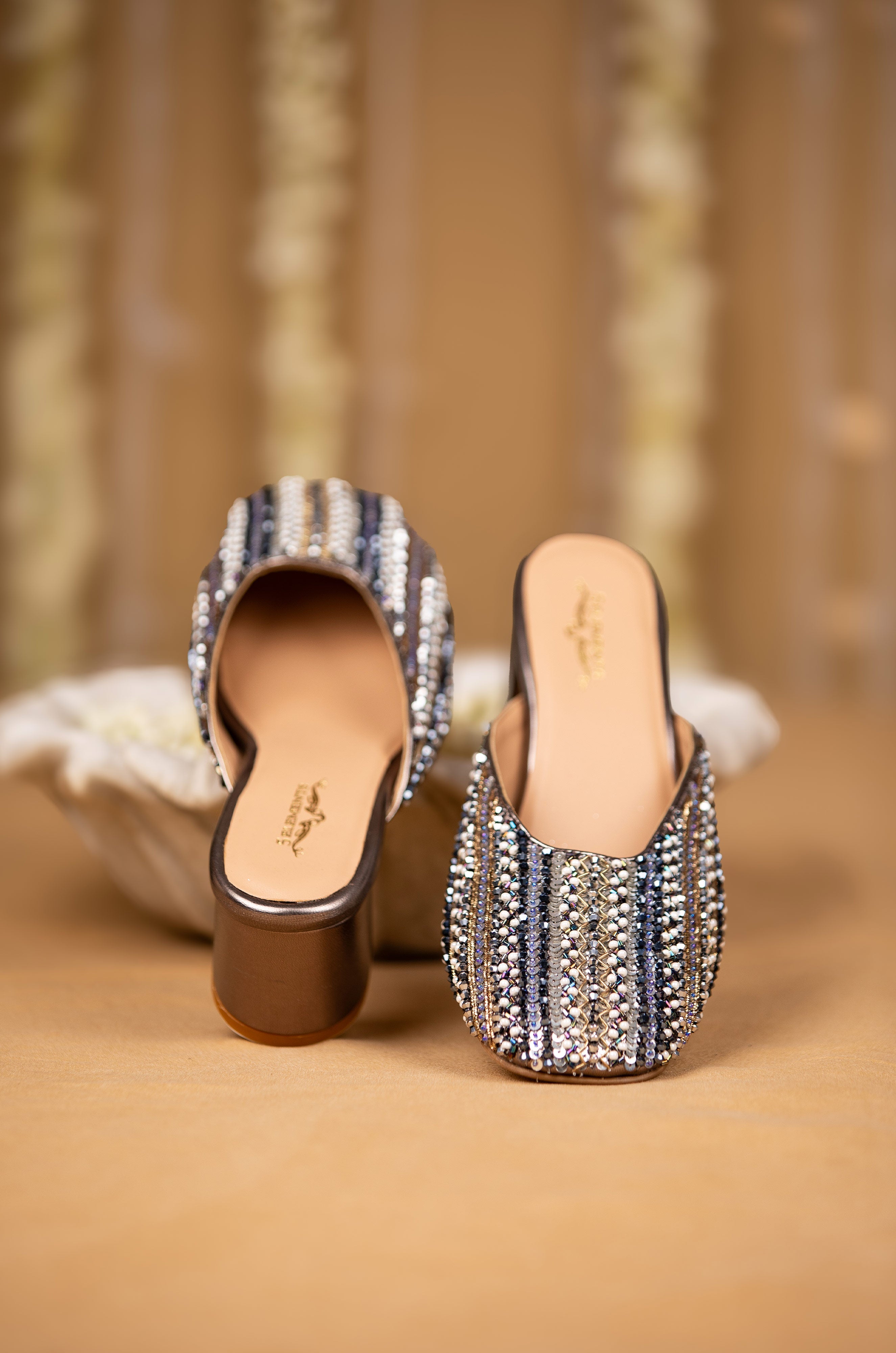 Saavi Mule (Heel)