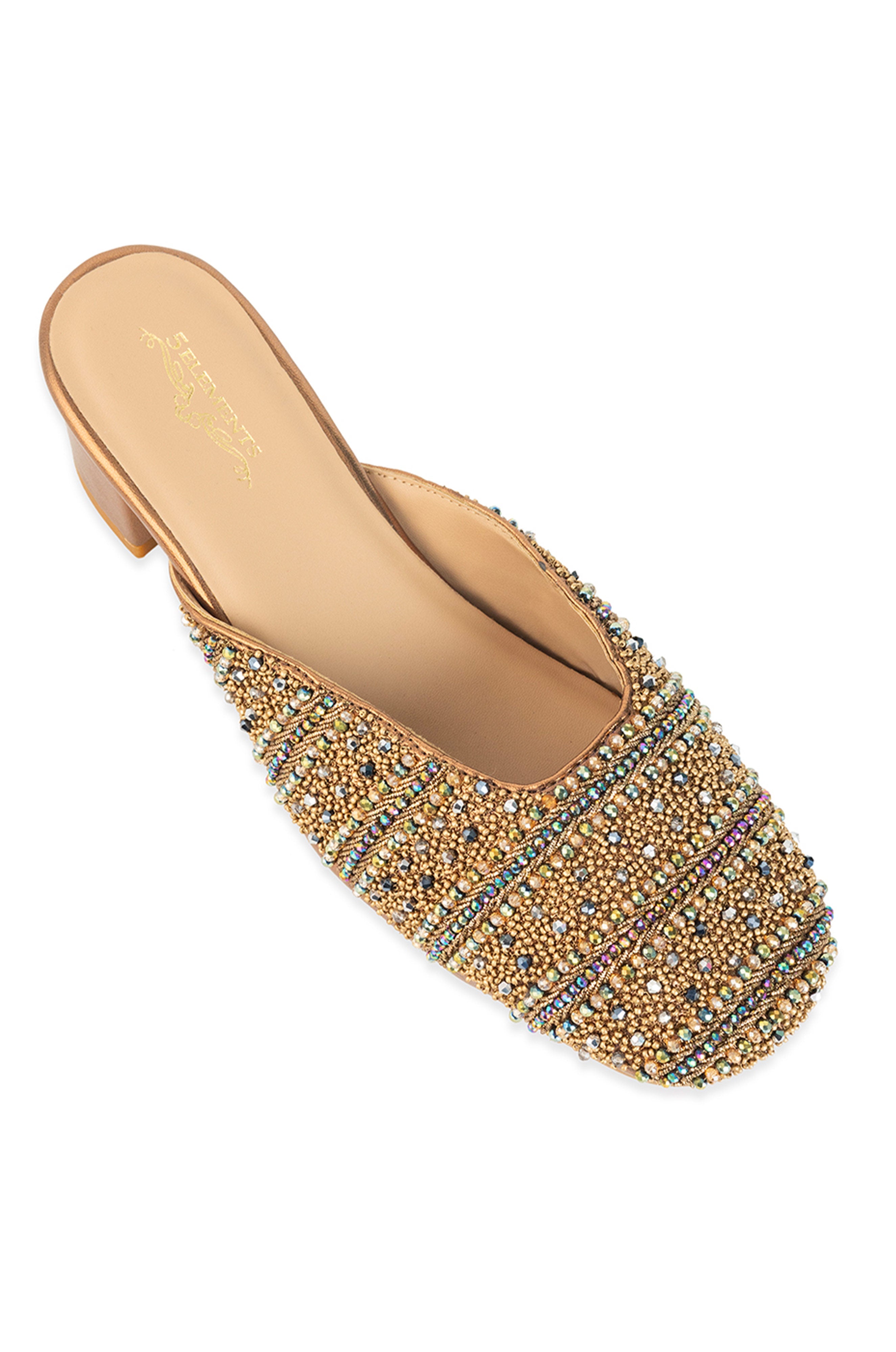 Navisha (Heel)