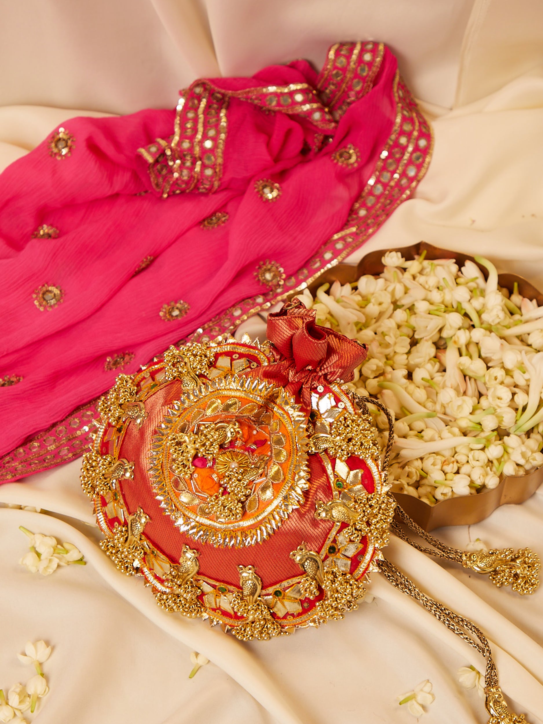 Red Gotta (Potli)