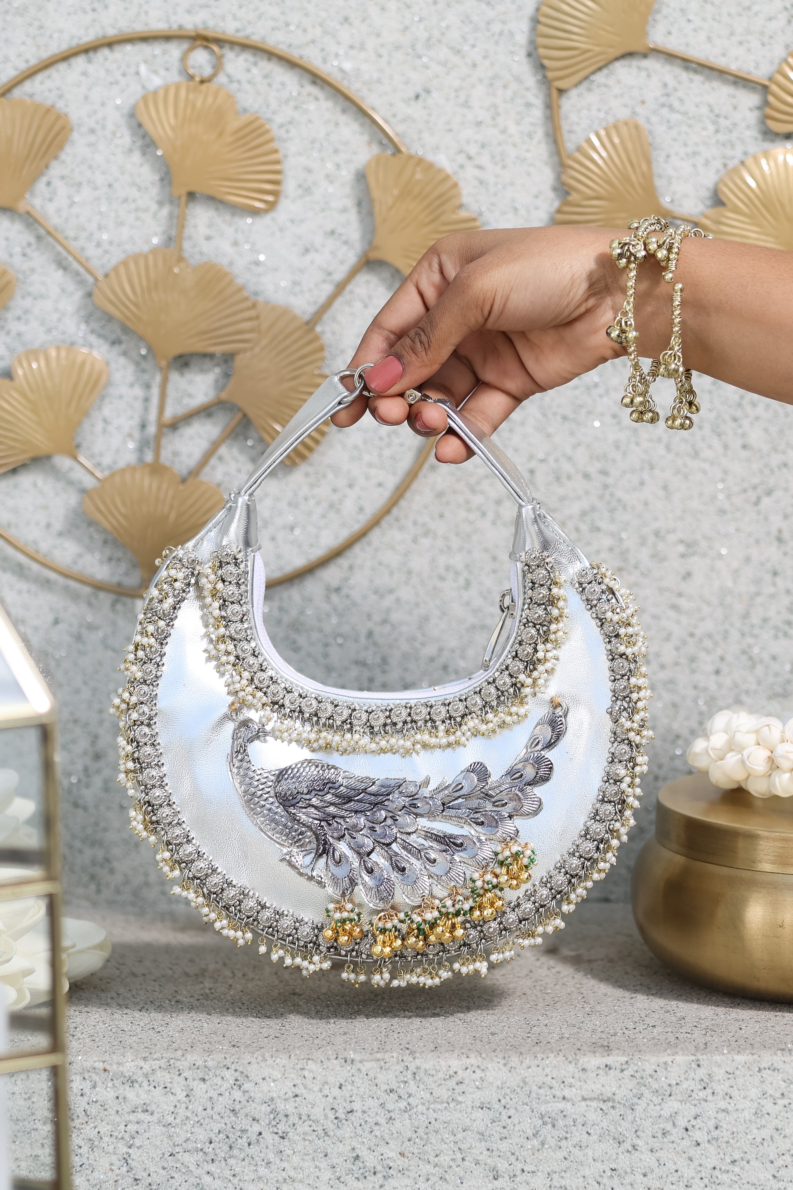5E-RH-26-031 - Mayura Silver Handbag - 003 - 5 elements 10 march10425.jpg