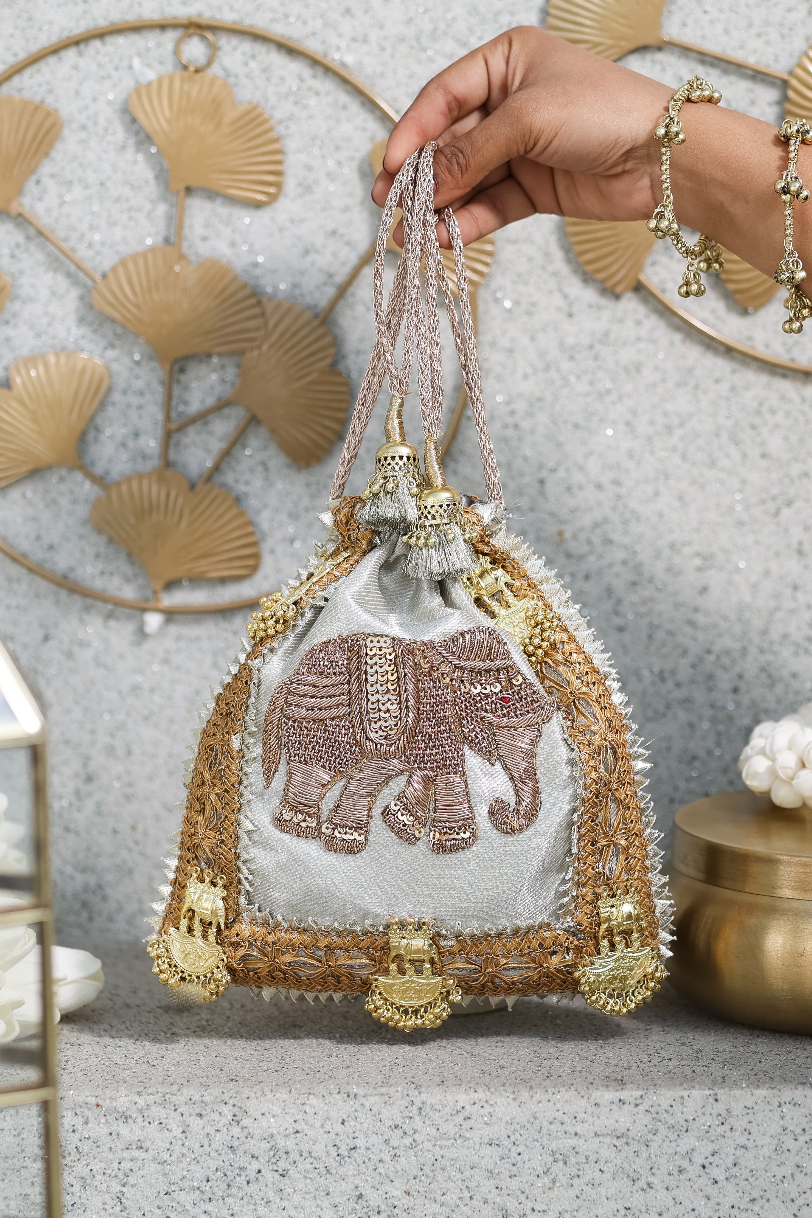 5E-RH-26-030 - Rajwada Potli - 002 - 5 elements 10 march10435.jpg