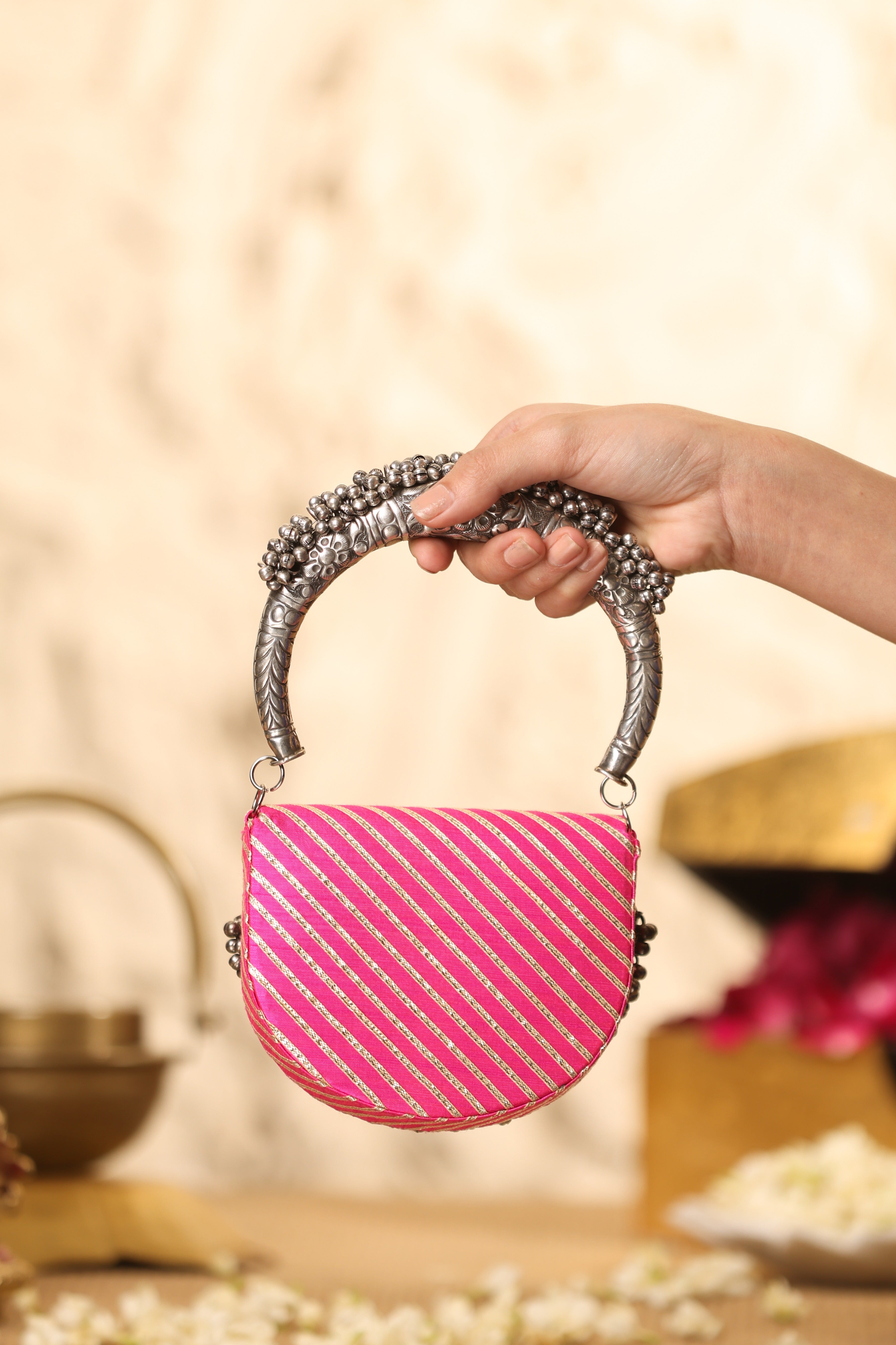 5E-RH-26-049 - Rangraas Handbag - 002 - 5 elements 10 march10901.jpg