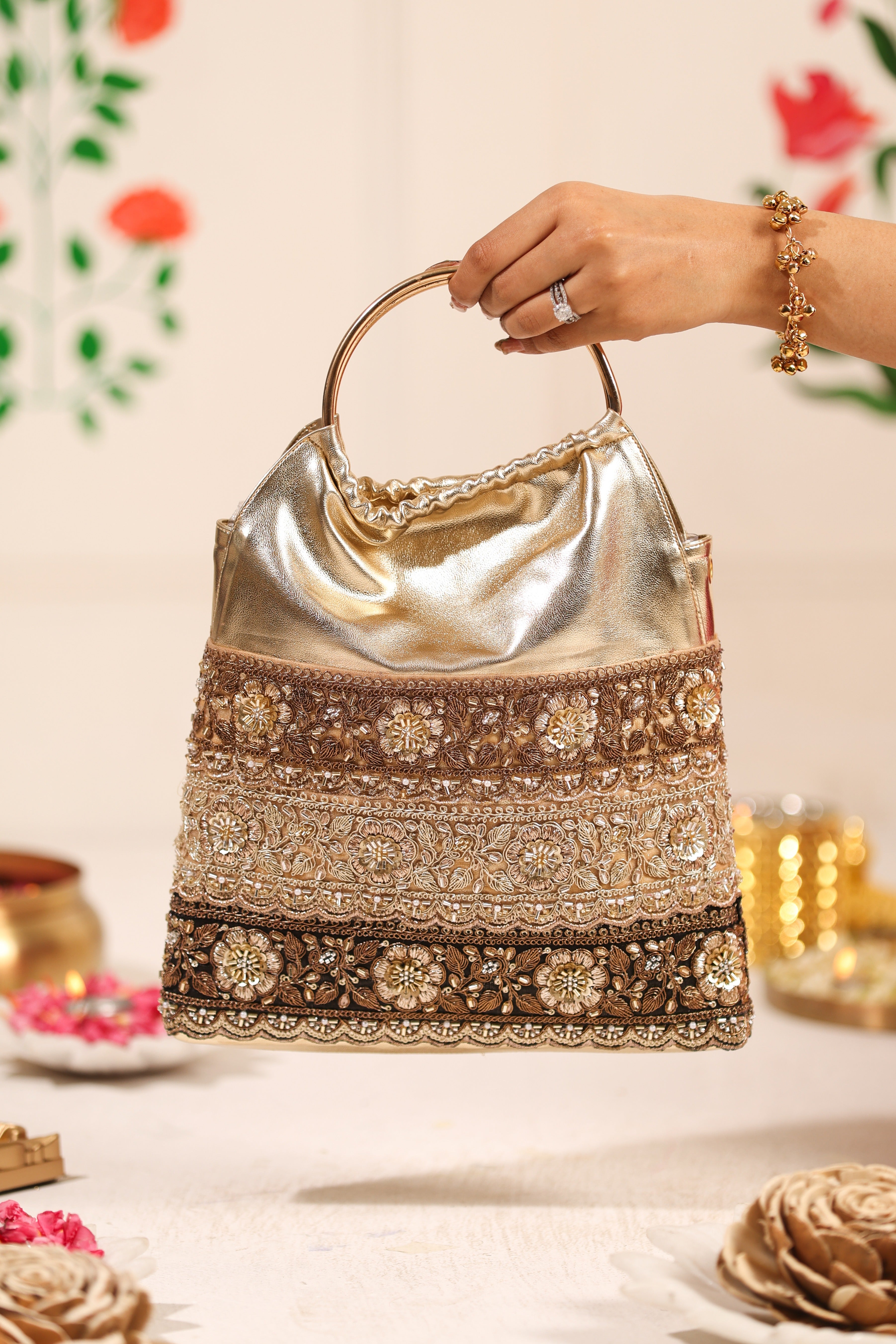 5E-RH-26-053 - Zarbaft Handbag - 001 - 5 elements 10 march11246.jpg