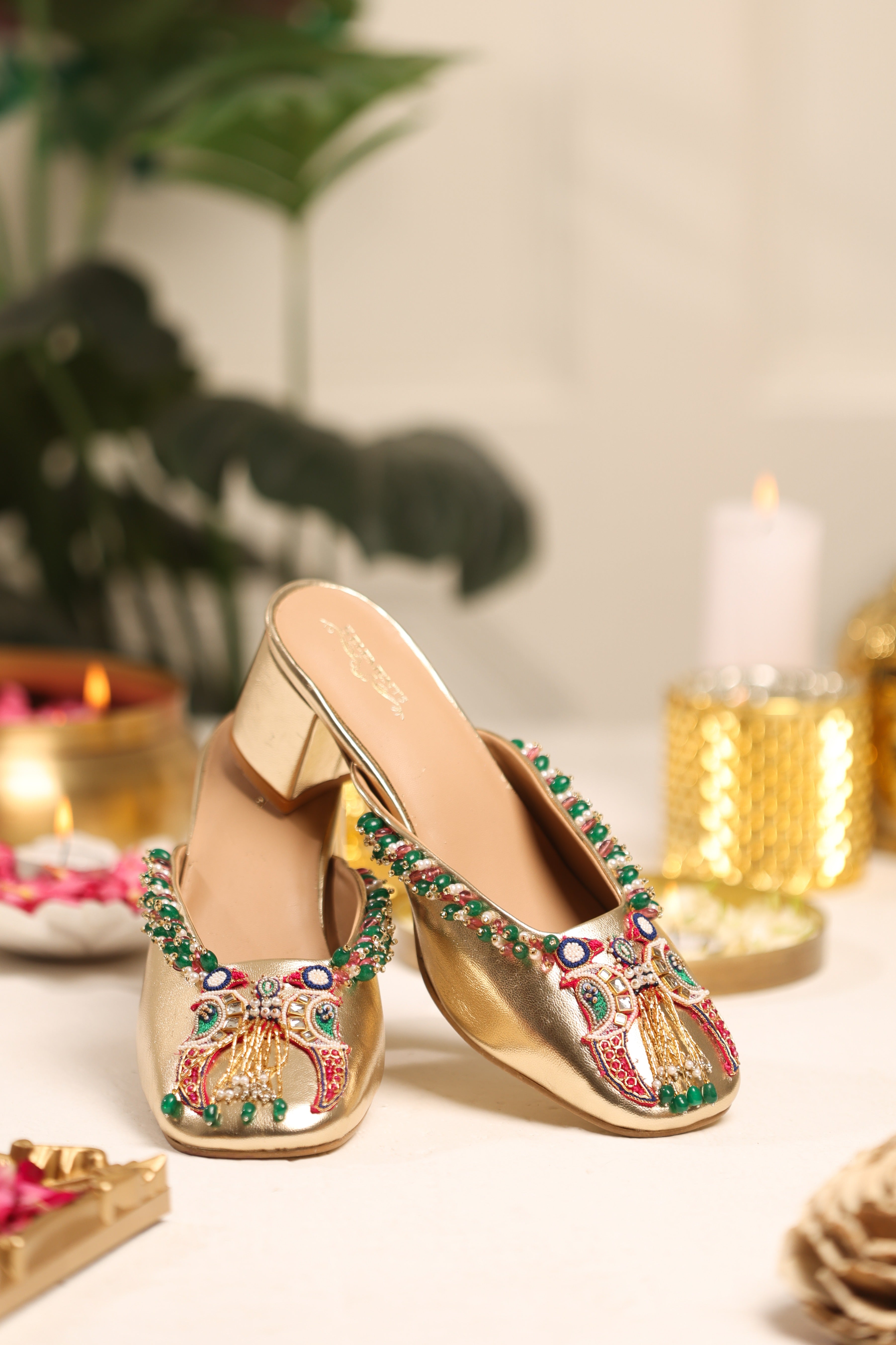 5E-RH-26-029 - Mayurakshi Mule Heels - 004 - 5 elements 10 march11422.jpg
