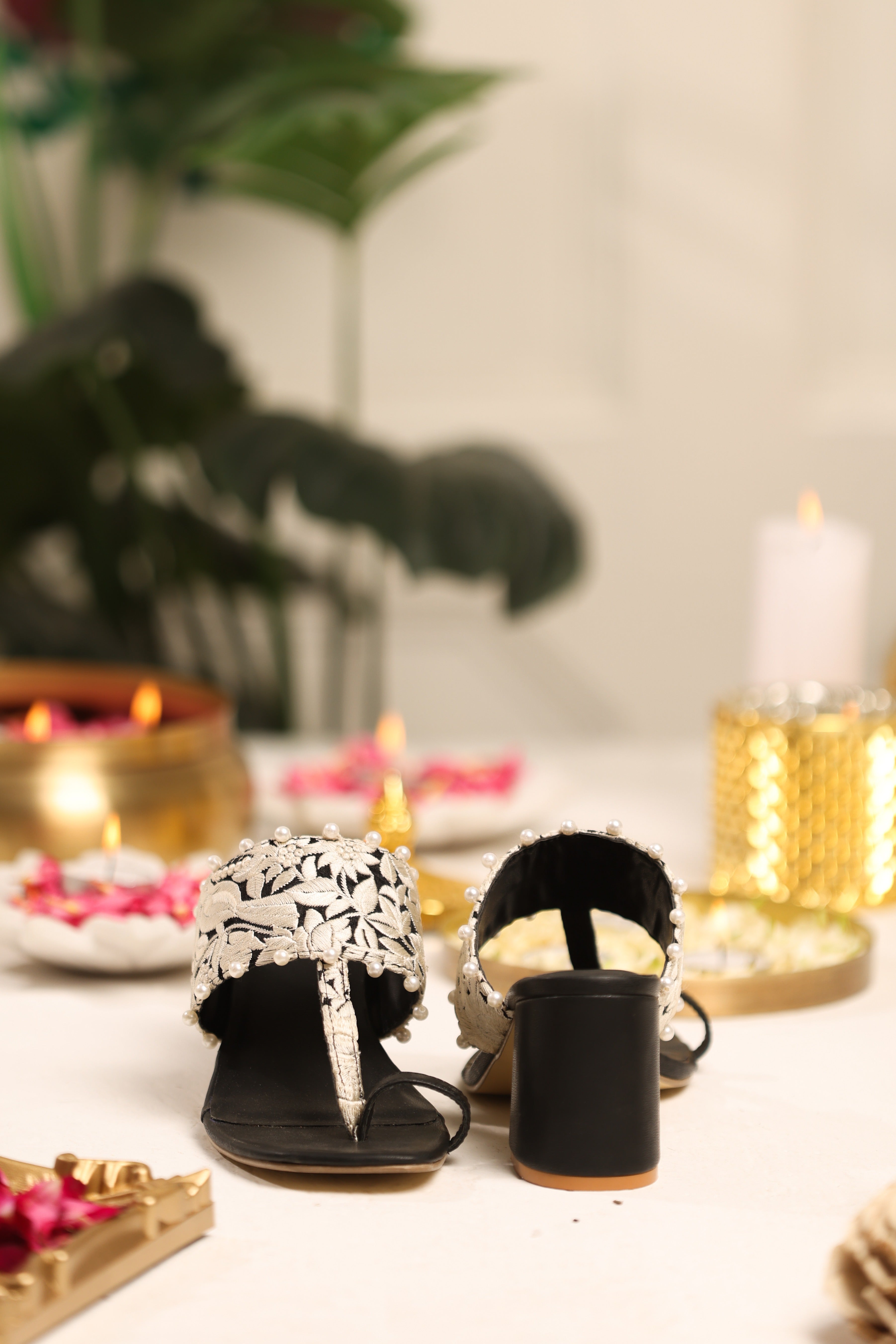 5E-RH-26-022 - Mehernoor Heels - 003 - 5 elements 10 march11446.jpg