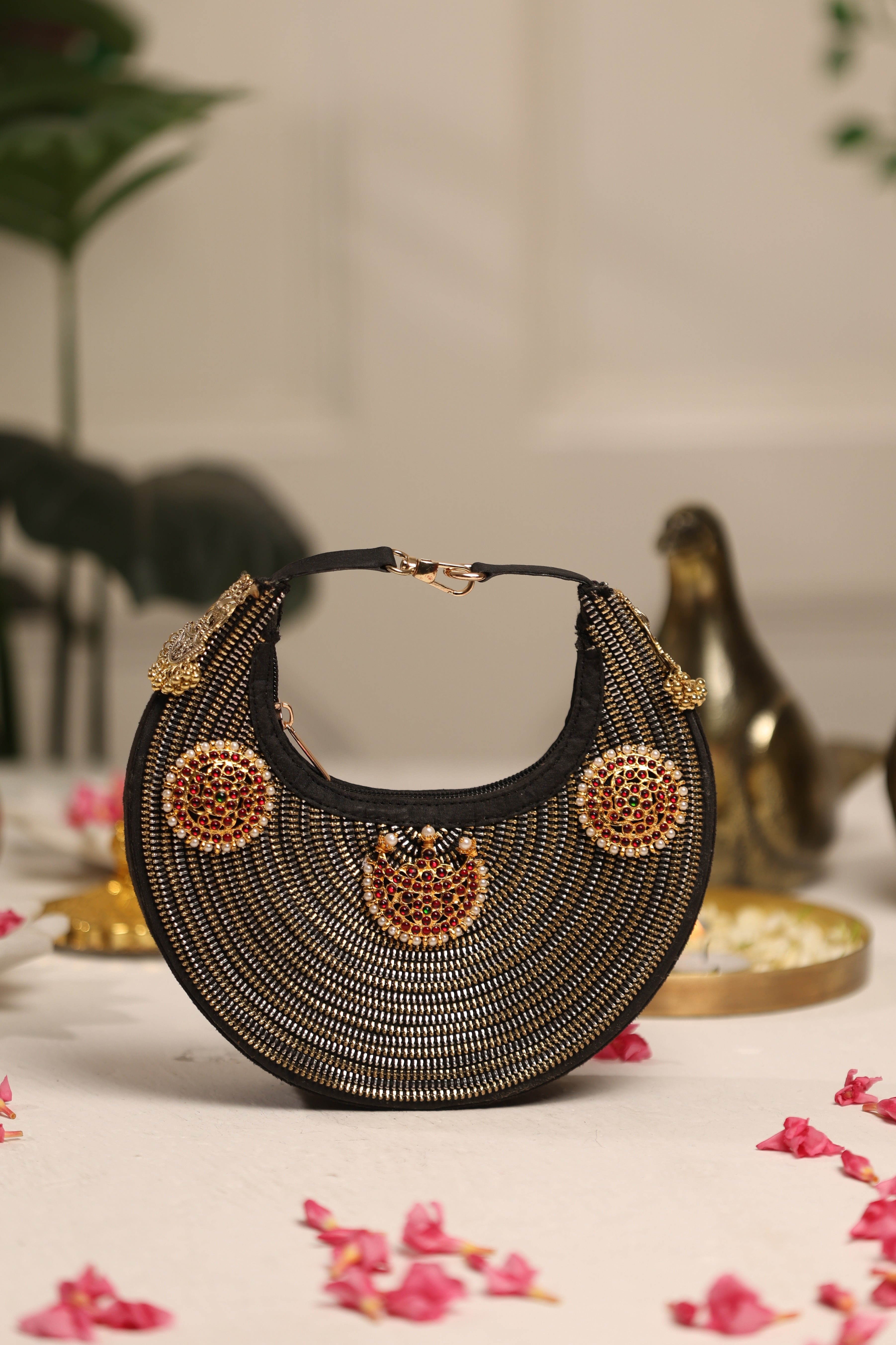 5E-RH-26-062 - Rajnandini Handbag - 003 - 5 elements 10 march11685.jpg