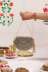 Iraanshi (Clutch)