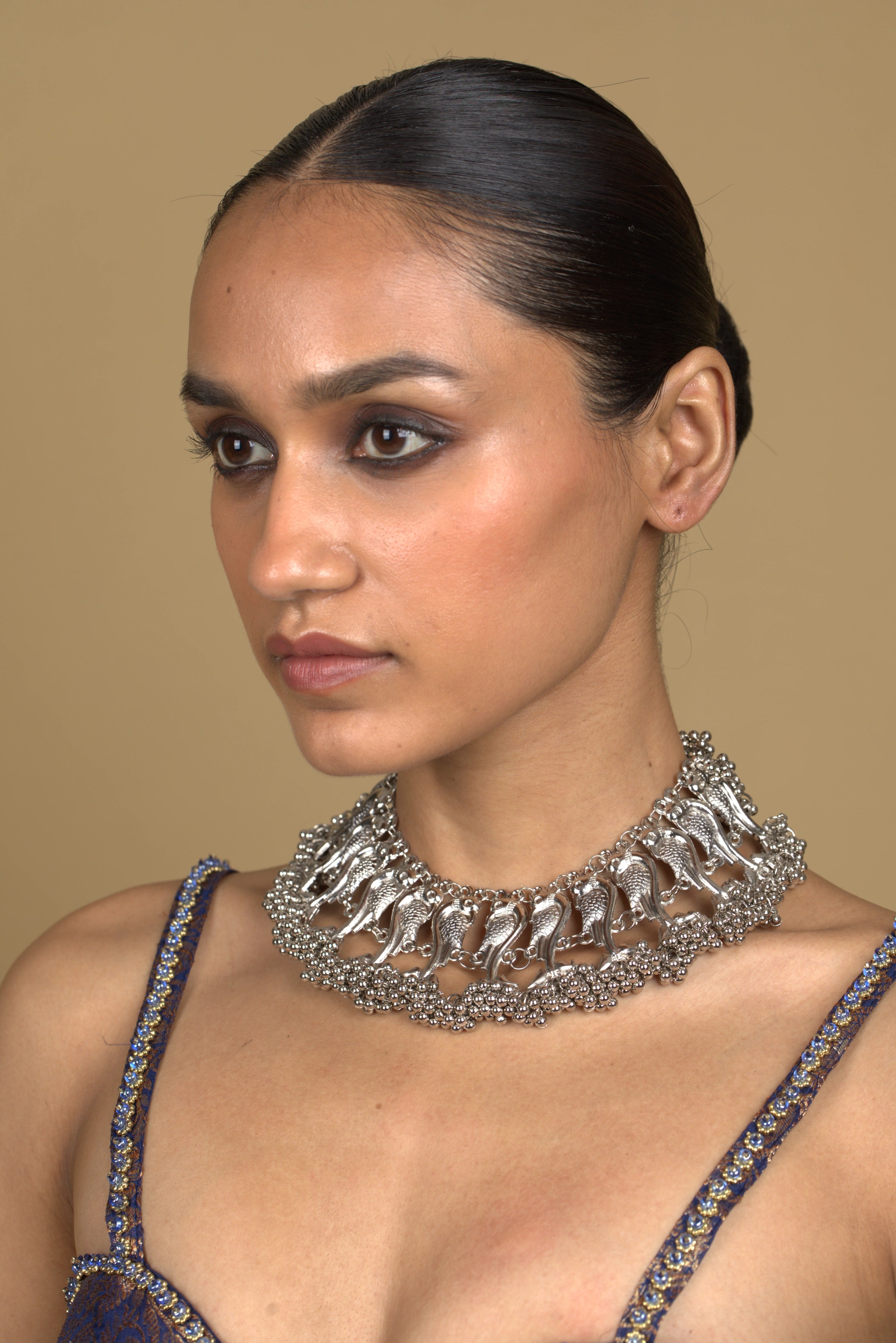 Hansvada Choker