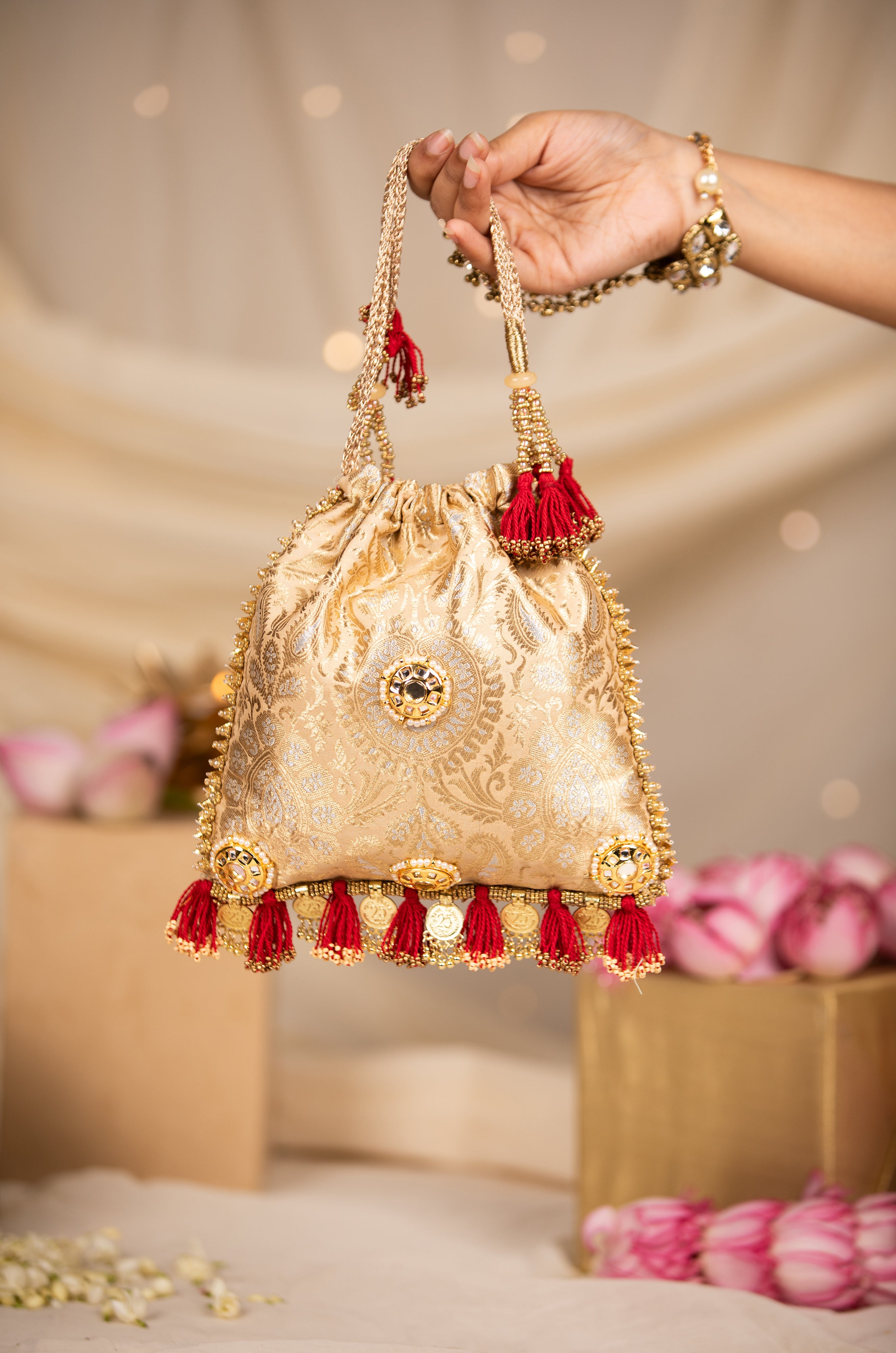 Kashmira Gold (Potli)