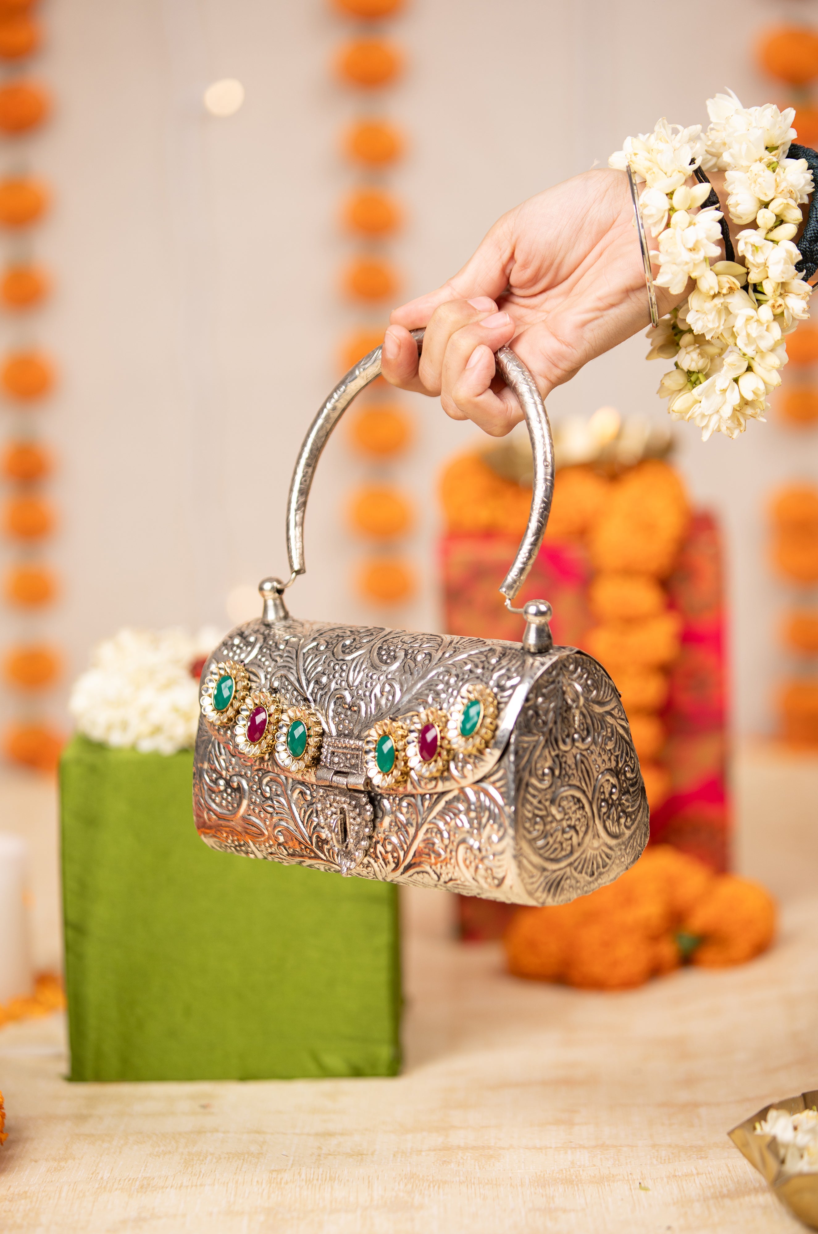 Kashvika (Handbag)