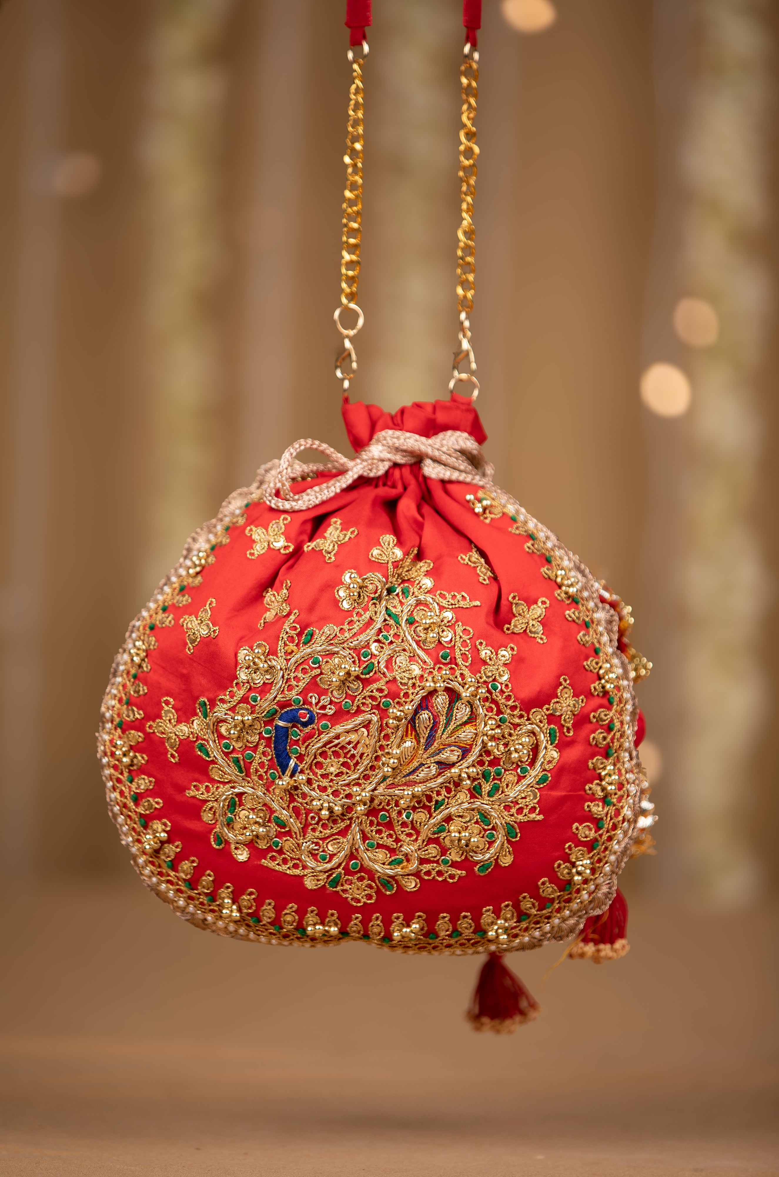 Ruvika Red (Potli)