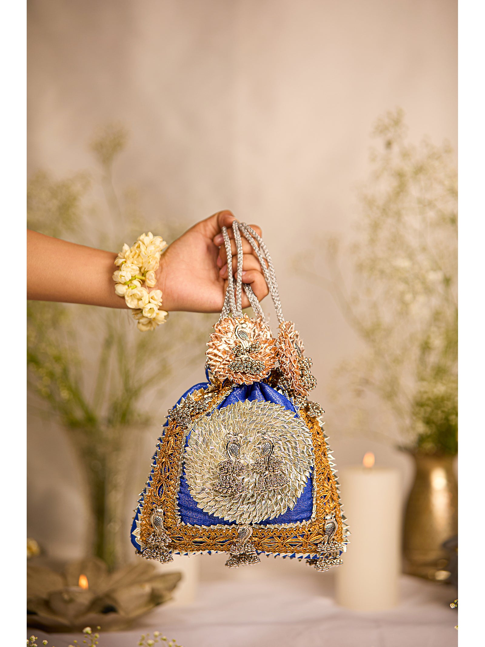 Mayra Blue (Potli)