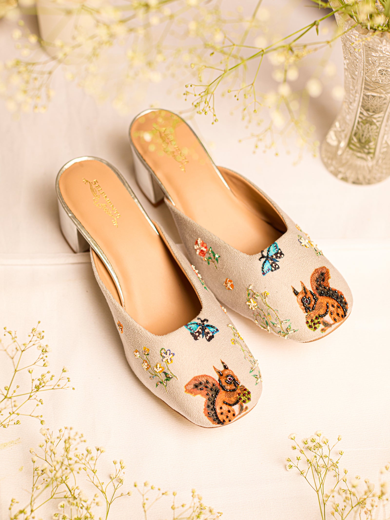 Raahi (Mule Heel)