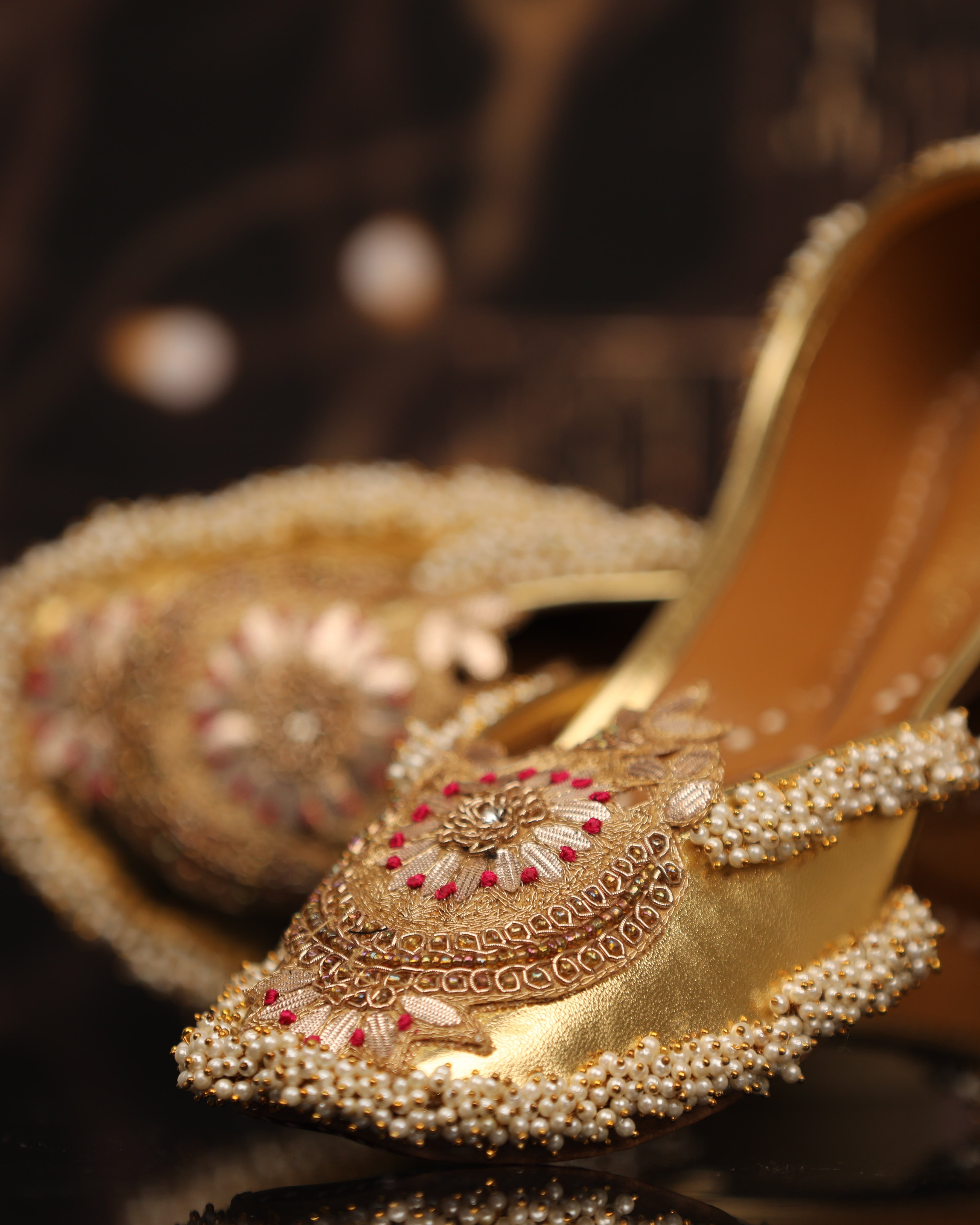 Crown Jutti and Potli (Combo)