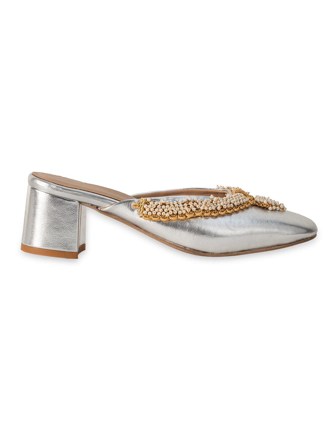 5E-RH-26-004 - Zareen Heels - 005 - DSC01680 final. w.jpg