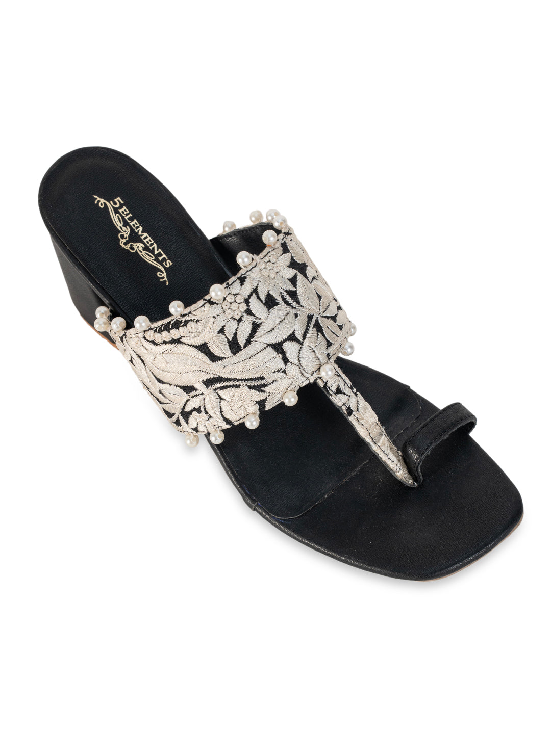 5E-RH-26-022 - Mehernoor Heels - 007 - DSC01693 final. ww.jpg