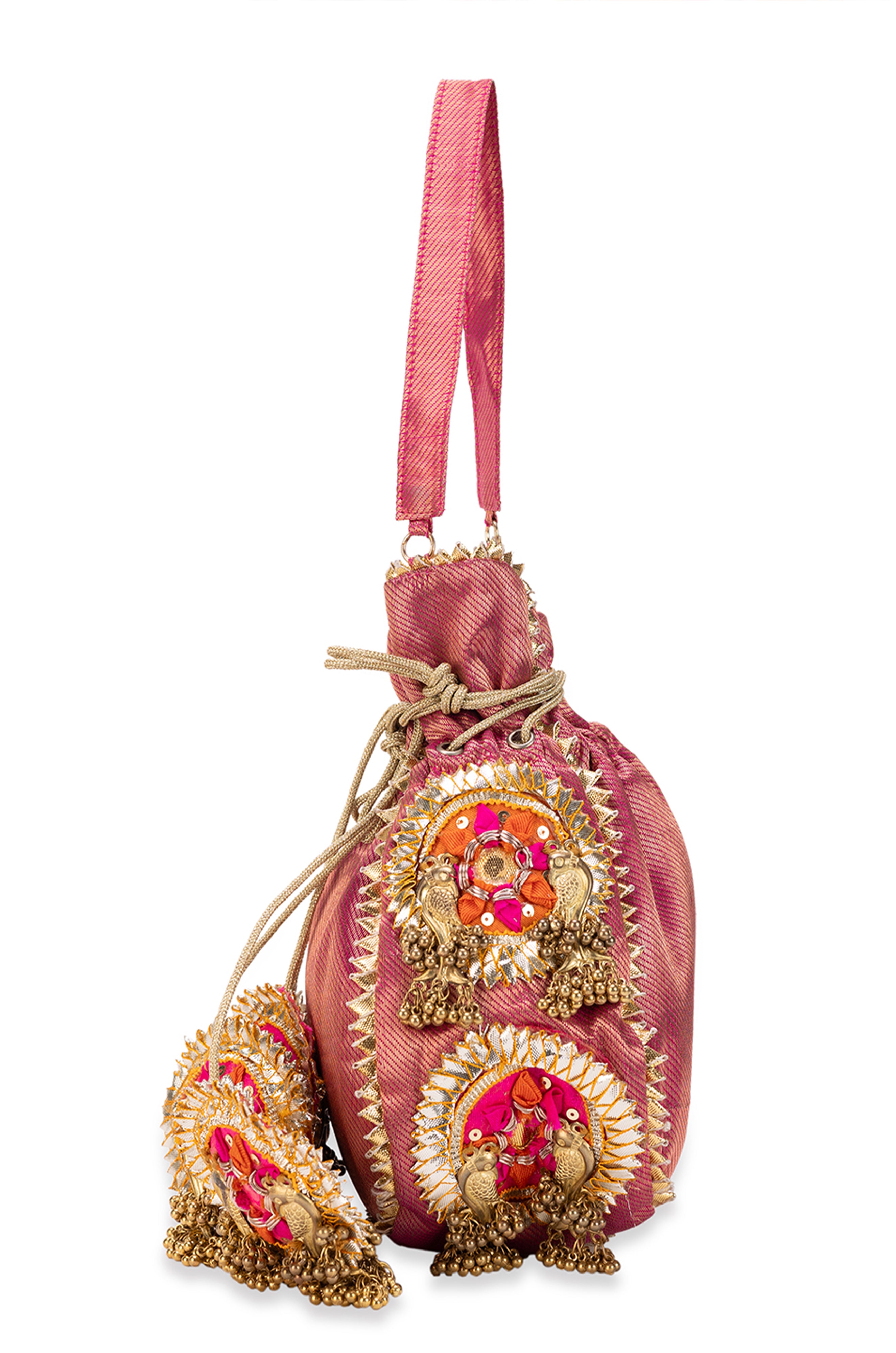 Advita (Potli)