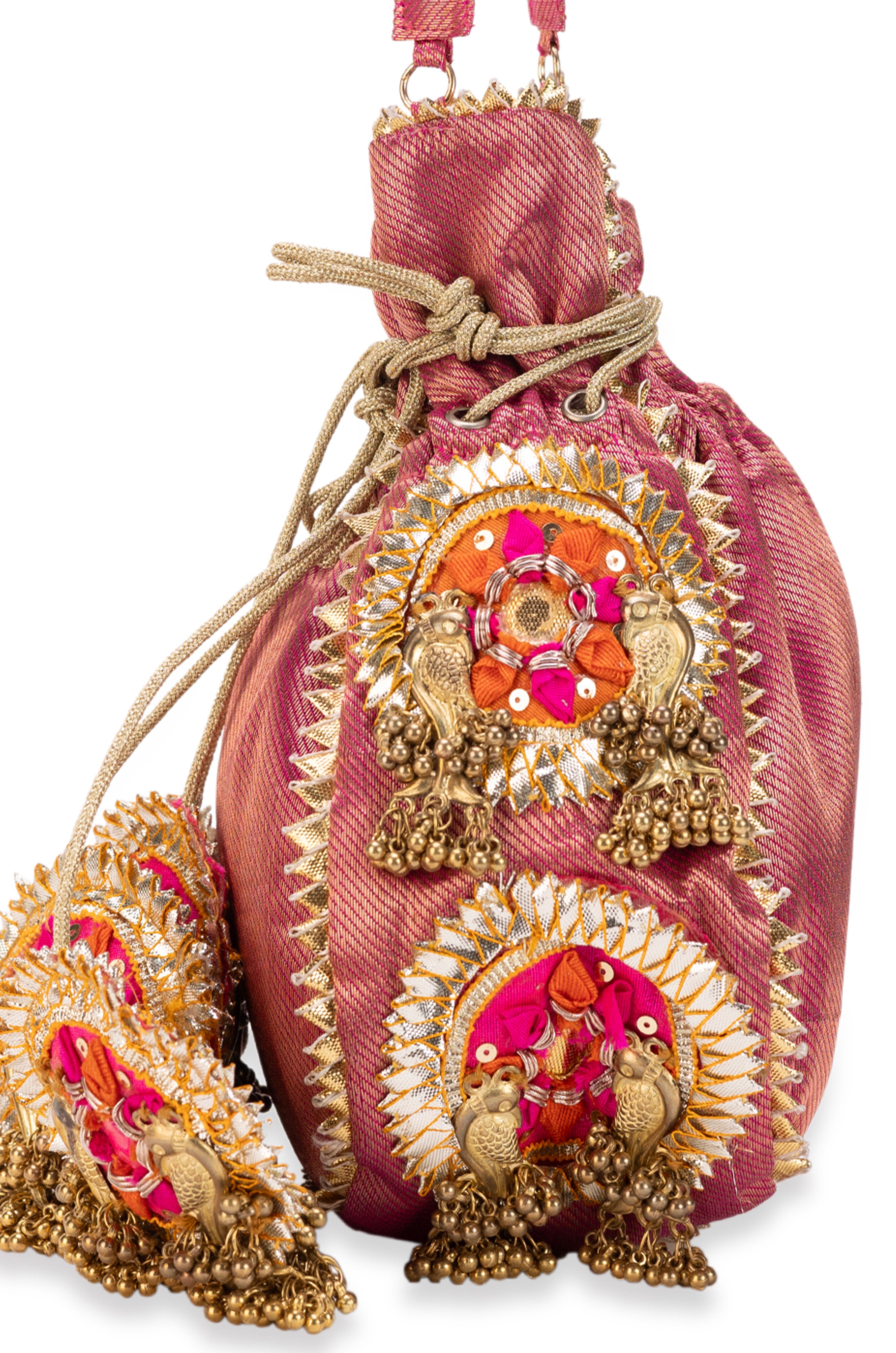 Advita (Potli)