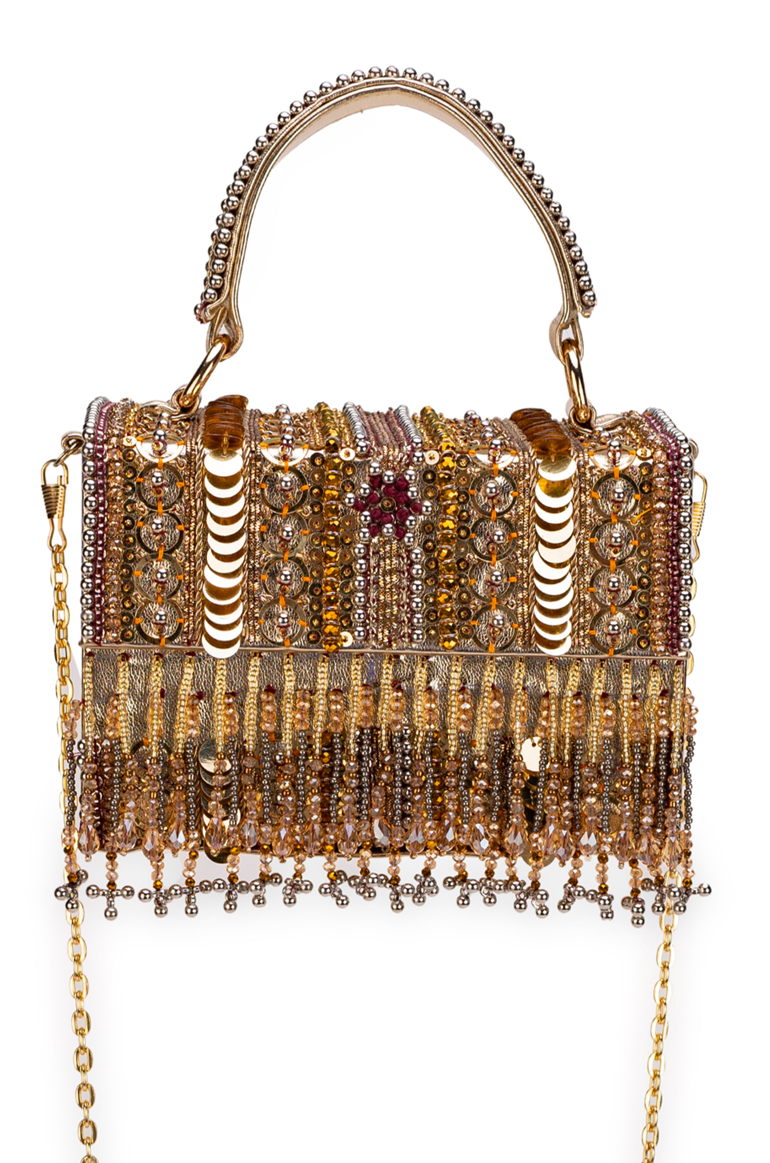 Aadvika (Clutch)