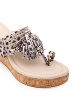 Aurun Jhallar - White (wedge) - 5elements