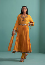 Adhira - Yellow kurta Set - 5elements