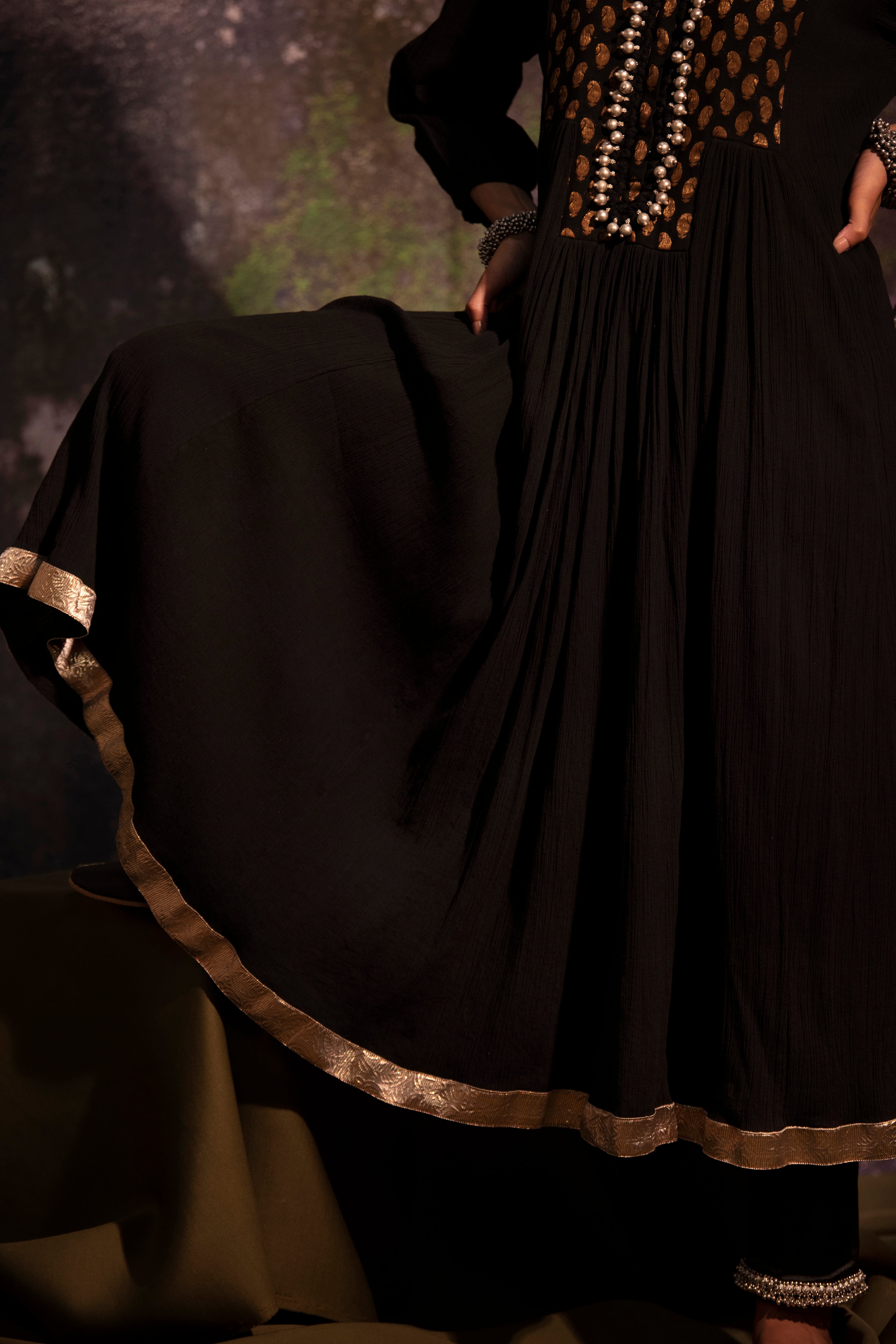 Vedapriya - Black kurta Set - 5elements