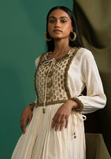 Adhira - Off White kurta Set - 5elements