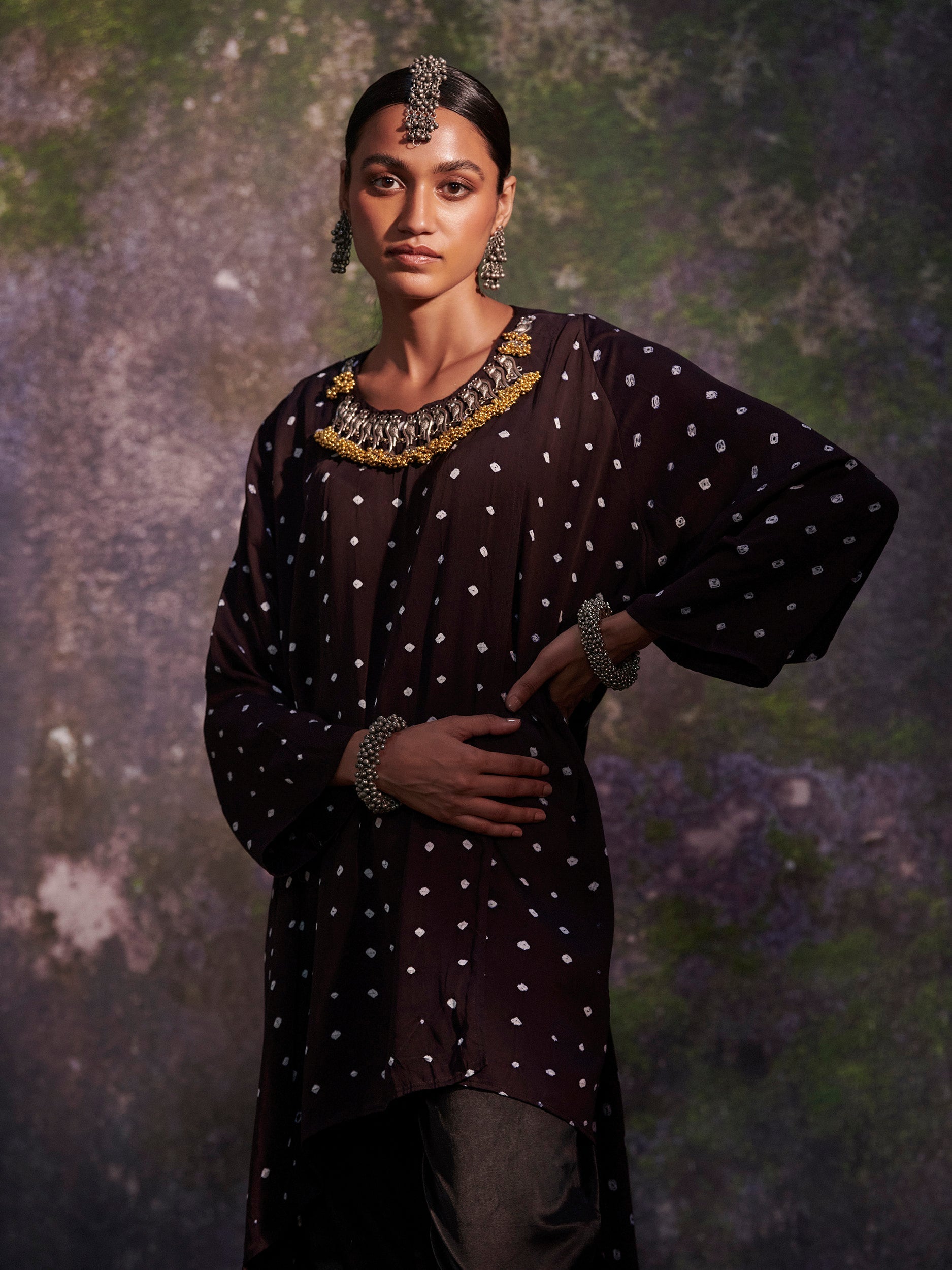 Vishakha - Black Pants - 5elements