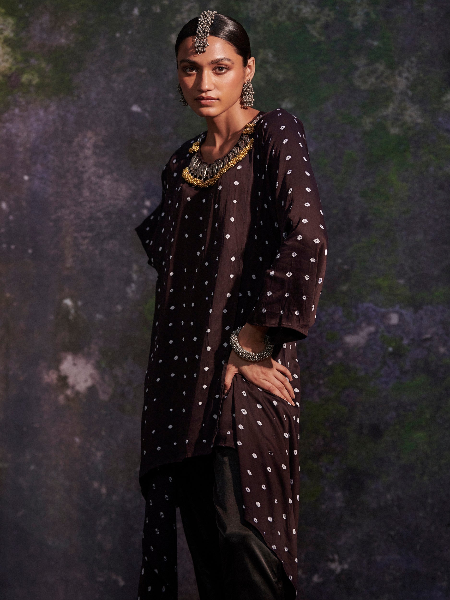 Vishakha - Black Pants - 5elements