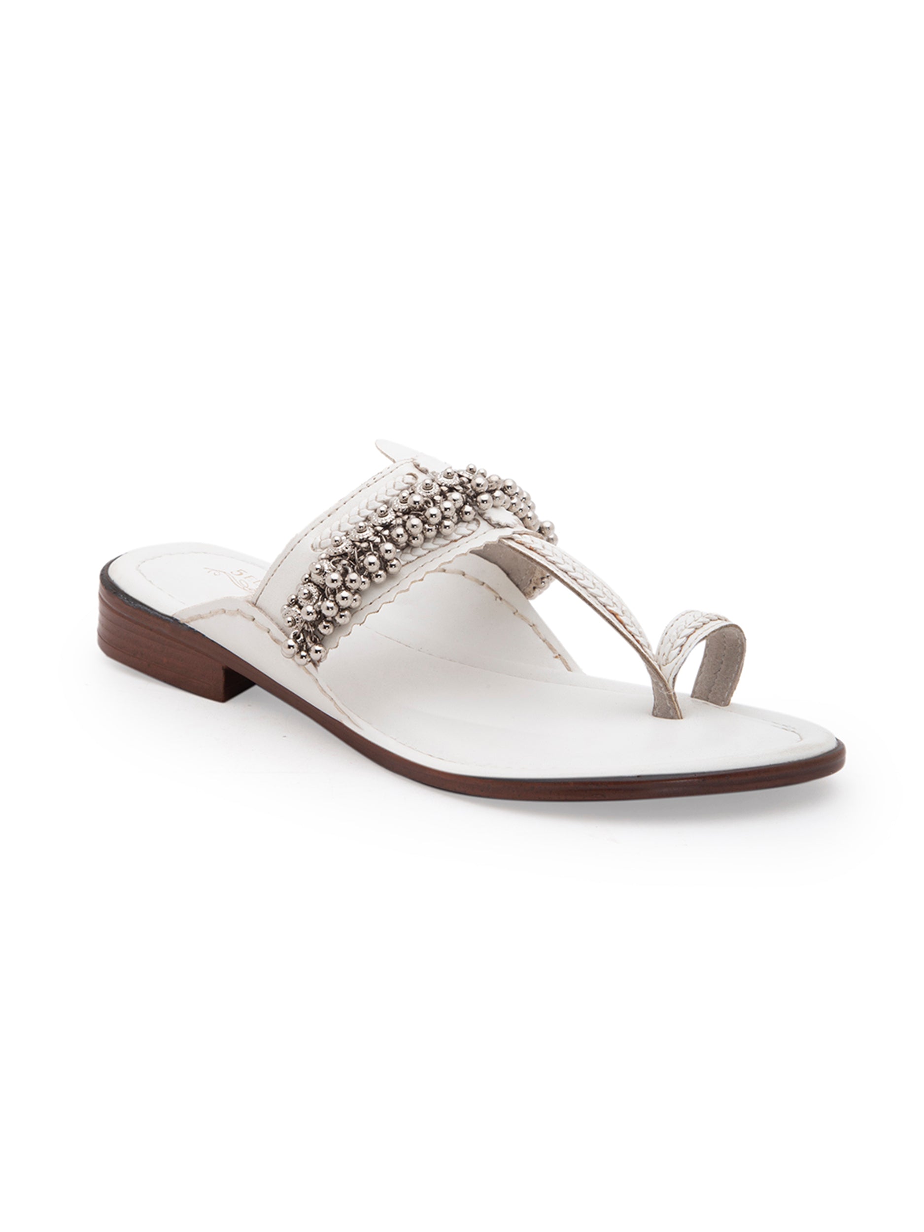 Ghungroo Love - White kolhapuri 5elements
